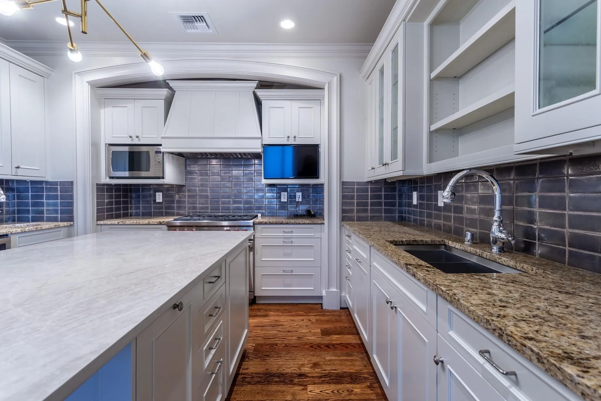 Soft-close custom cabinetry & microwave.
