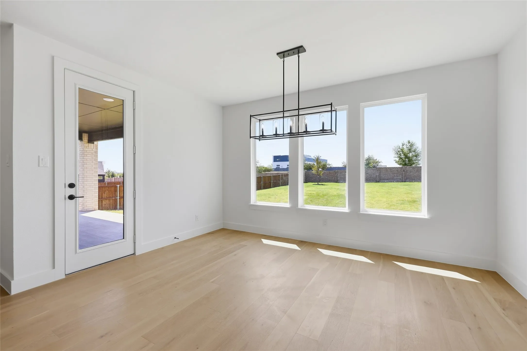 Single Family Residence For Sale in Tarrant County , 826 Feathergrass Court W, Haslet, Texas 76052, 4 Bedroom, 3 Bathroom, 3 Garage spaces, 2,801 Sqft, built in 2026, New Construction - Incomplete, mls#21242192, Real Estate Agent in Haslet, Homes For Sale in Tarrant county, Homes For Sale in Haslet, Realtor in Haslet Texas, Real Estate Brokerage Independent Realty Texas, Luminita Cordes Realtor