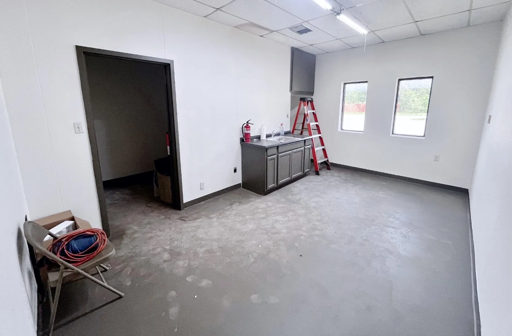 Warehouse For Sale in Tarrant County , 213 Valley Lane, Kennedale, Texas 76060, 0, 0, Garage spaces, 0 Sqft, built in 1972, Preowned, Price $1,200,000, mls#21242171, Real Estate Agent in Kennedale, Homes For Sale in Tarrant county, Homes For Sale in Kennedale, Realtor in Kennedale Texas, Real Estate Brokerage Independent Realty Texas, Luminita Cordes Realtor