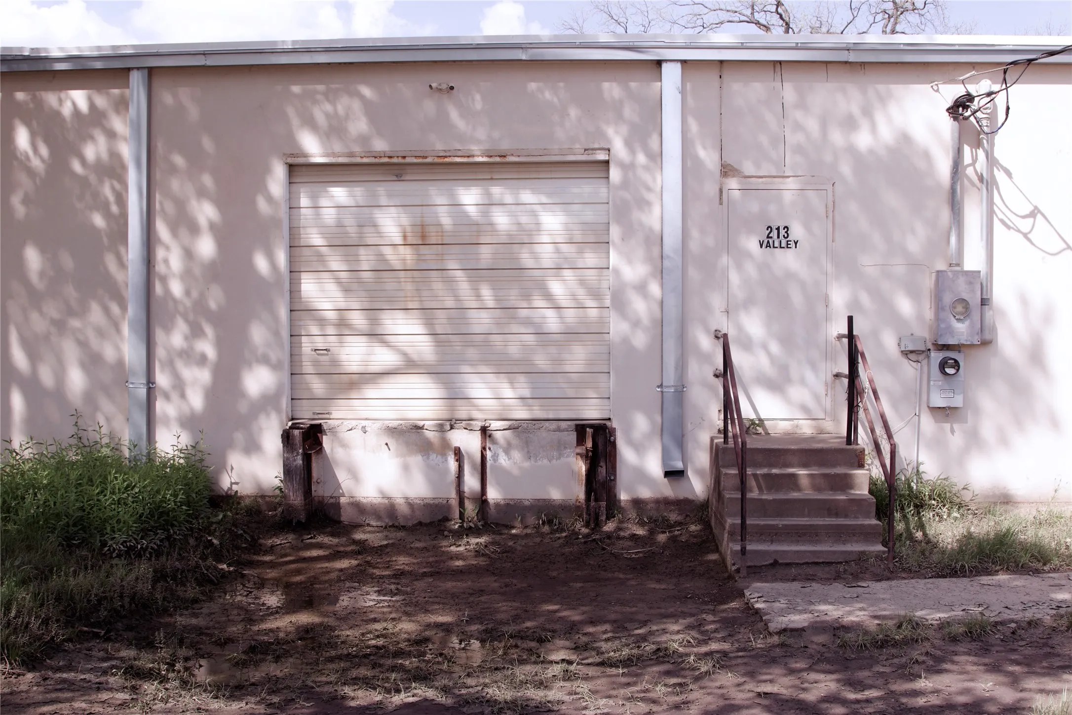 Warehouse For Sale in Tarrant County , 213 Valley Lane, Kennedale, Texas 76060, 0, 0, Garage spaces, 0 Sqft, built in 1972, Preowned, Price $1,200,000, mls#21242171, Real Estate Agent in Kennedale, Homes For Sale in Tarrant county, Homes For Sale in Kennedale, Realtor in Kennedale Texas, Real Estate Brokerage Independent Realty Texas, Luminita Cordes Realtor