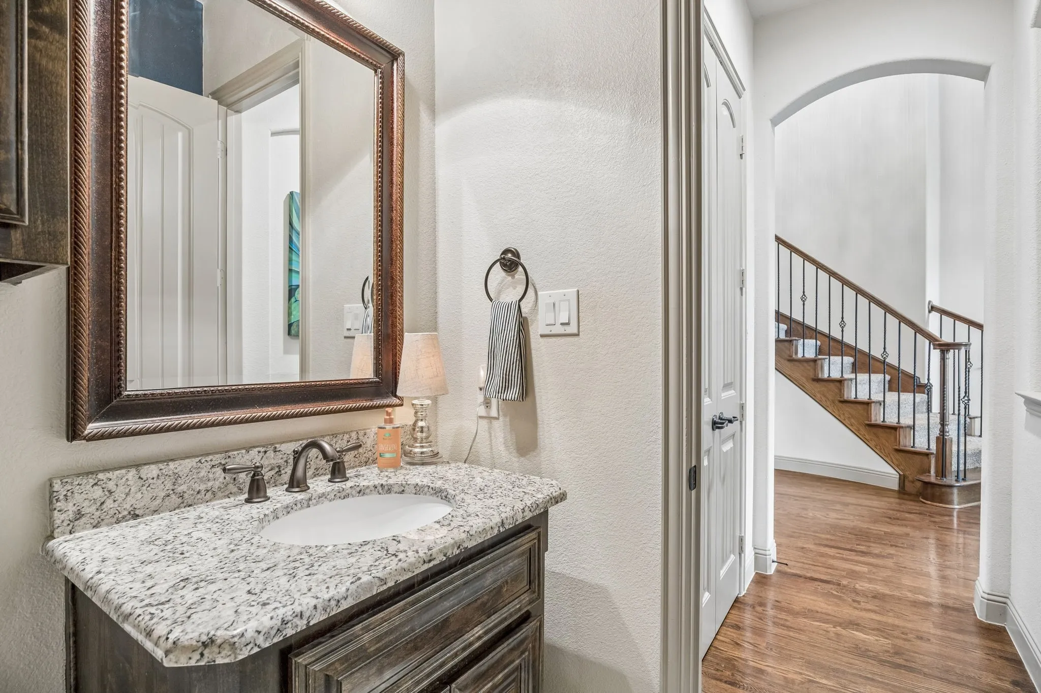 Single Family Residence For Sale in Grayson County , 1513 Bearpath Way, Gunter, Texas 75058, 4 Bedroom, 4 Bathroom, 3 Garage spaces, 3,888 Sqft, built in 2015, mls#21224060, Real Estate Agent in Gunter, Homes For Sale in Grayson county, Homes For Sale in Gunter, Realtor in Gunter Texas, Real Estate Brokerage Independent Realty Texas, Luminita Cordes Realtor