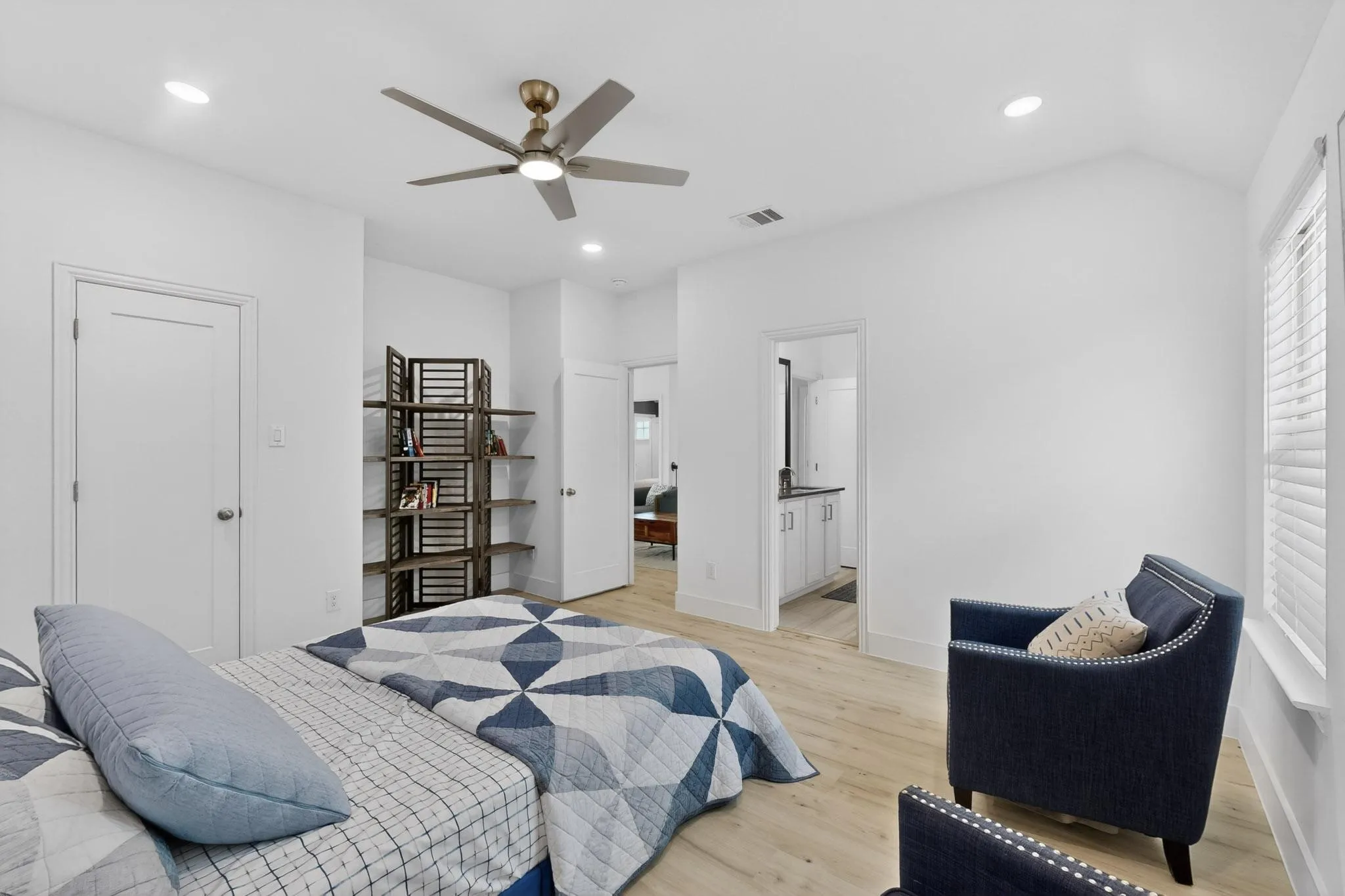 Single Family Residence For Sale in Denton County , 16716 Freshwater Drive, Celina, Texas 75009, 5 Bedrooms, 4 Bathrooms, 2 Garage spaces, 3,054 Sqft, built in 2025, Preowned, Price $683,000, mls#21241916, Real Estate Agent in Celina, Homes For Sale in Denton county, Homes For Sale in Celina, Realtor in Celina Texas, Real Estate Brokerage Independent Realty Texas, Luminita Cordes Realtor