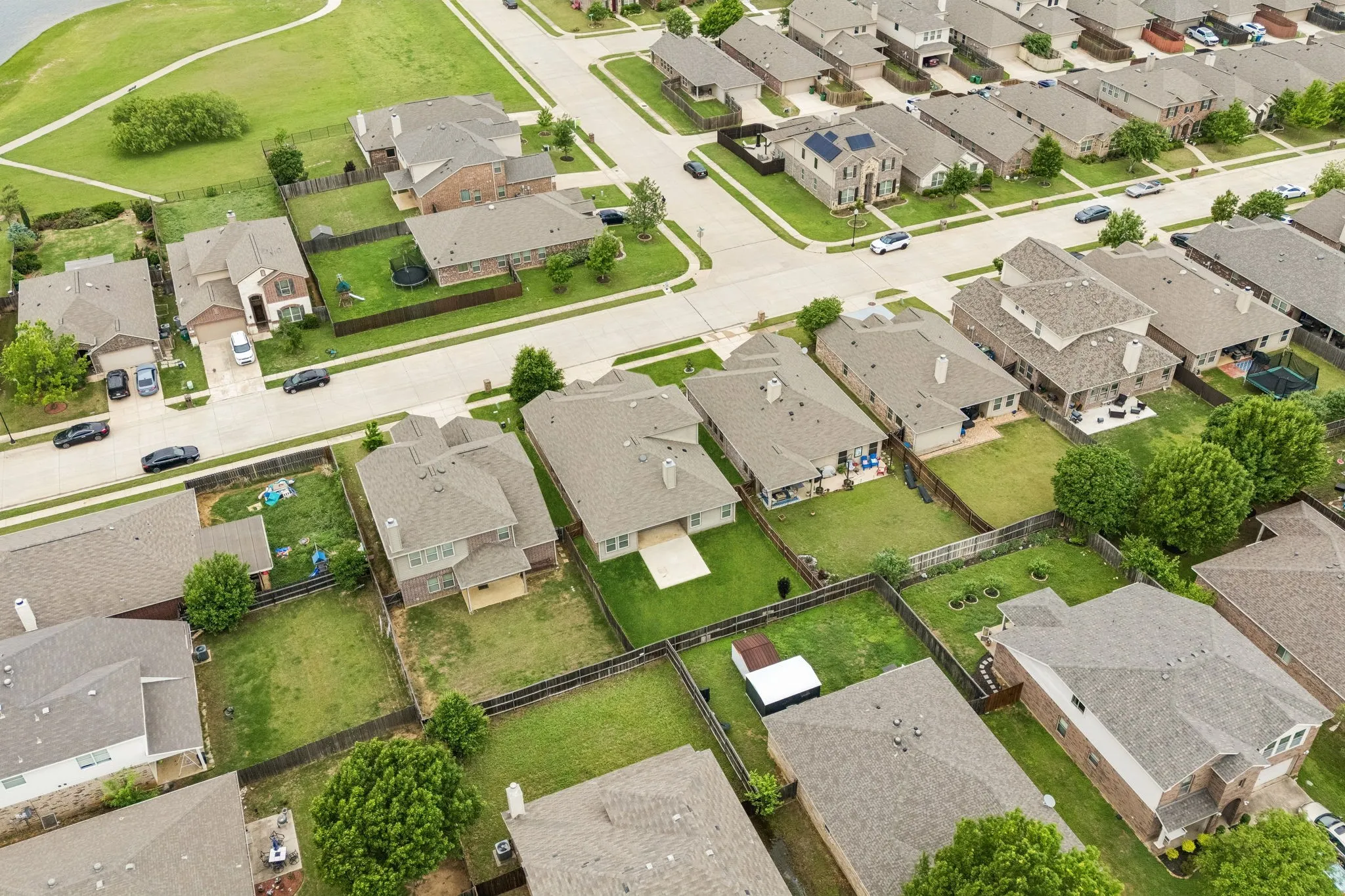 Single Family Residence For Sale in Denton County , 709 Cheyenne Drive, Aubrey, Texas 76227, 4 Bedroom, 3 Bathroom, 2 Garage spaces, 2,372 Sqft, built in 2015, Preowned, mls#21241096, Real Estate Agent in Aubrey, Homes For Sale in Denton county, Homes For Sale in Aubrey, Realtor in Aubrey Texas, Real Estate Brokerage Independent Realty Texas, Luminita Cordes Realtor