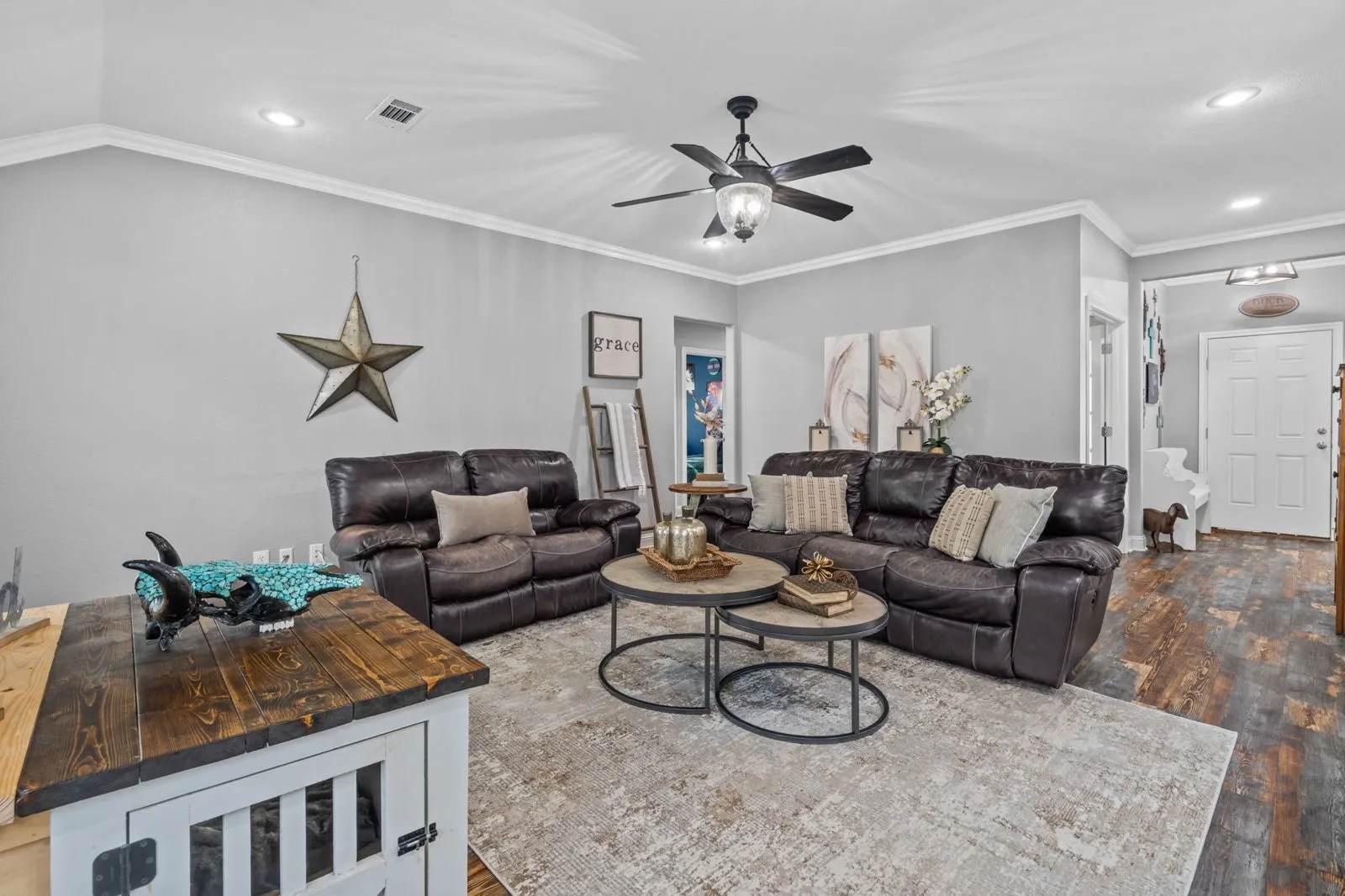 Single Family Residence For Sale in Denton County , 175 Porter Road, Bartonville, Texas 76226, 4 Bedroom, 3 Bathroom, 2 Garage spaces, 2,621 Sqft, built in 2016, Preowned, Price $900,000, mls#21237310, Real Estate Agent in Bartonville, Homes For Sale in Denton county, Homes For Sale in Bartonville, Realtor in Bartonville Texas, Real Estate Brokerage Independent Realty Texas, Luminita Cordes Realtor