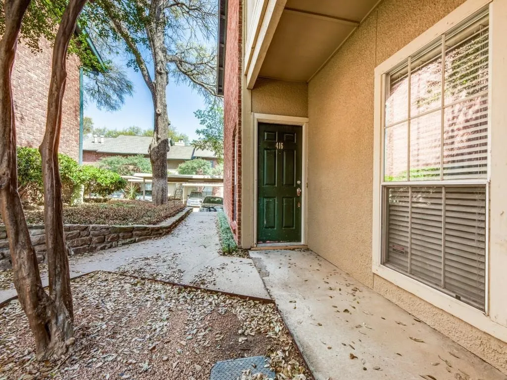 Condominium For Rent in Dallas County , 8601 Park Lane 416, Dallas, Texas 75231, 1 Bedroom, 1 Bathroom, Garage spaces, 618 Sqft, built in 1982, Preowned, mls#21242355, Real Estate Agent in Dallas, Homes For Rent in Dallas county, Homes For Rent in Dallas, Realtor in Dallas Texas, Real Estate Brokerage Independent Realty Texas, Luminita Cordes Realtor