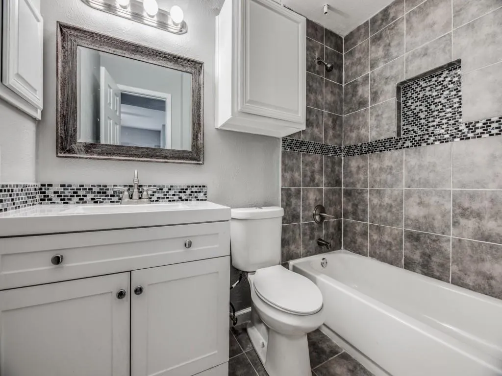 Condominium For Rent in Dallas County , 8601 Park Lane 416, Dallas, Texas 75231, 1 Bedroom, 1 Bathroom, Garage spaces, 618 Sqft, built in 1982, Preowned, mls#21242355, Real Estate Agent in Dallas, Homes For Rent in Dallas county, Homes For Rent in Dallas, Realtor in Dallas Texas, Real Estate Brokerage Independent Realty Texas, Luminita Cordes Realtor