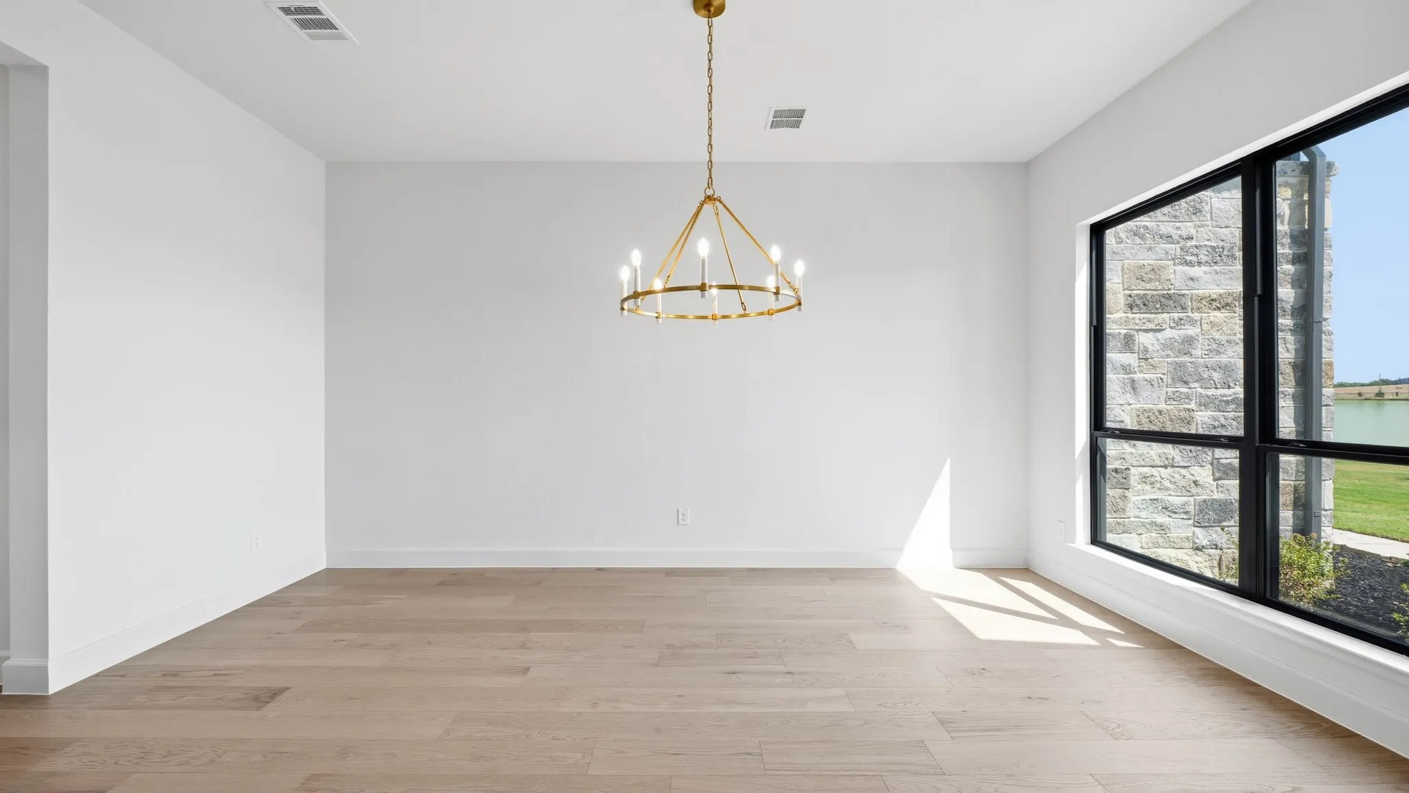 Single Family Residence For Sale in Rockwall County , 108 Chesterfield Lane, Heath, Texas 75032, 5 Bedroom, 7 Bathroom, 4 Garage spaces, 4,745 Sqft, built in 2026, New Construction - Incomplete, mls#21242384, Real Estate Agent in Heath, Homes For Sale in Rockwall county, Homes For Sale in Heath, Realtor in Heath Texas, Real Estate Brokerage Independent Realty Texas, Luminita Cordes Realtor
