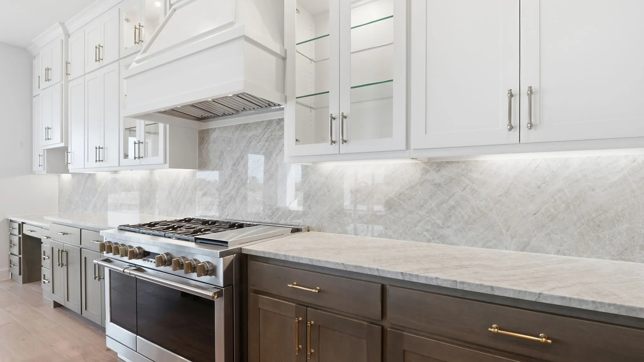 Single Family Residence For Sale in Rockwall County , 108 Chesterfield Lane, Heath, Texas 75032, 5 Bedroom, 7 Bathroom, 4 Garage spaces, 4,745 Sqft, built in 2026, New Construction - Incomplete, mls#21242384, Real Estate Agent in Heath, Homes For Sale in Rockwall county, Homes For Sale in Heath, Realtor in Heath Texas, Real Estate Brokerage Independent Realty Texas, Luminita Cordes Realtor