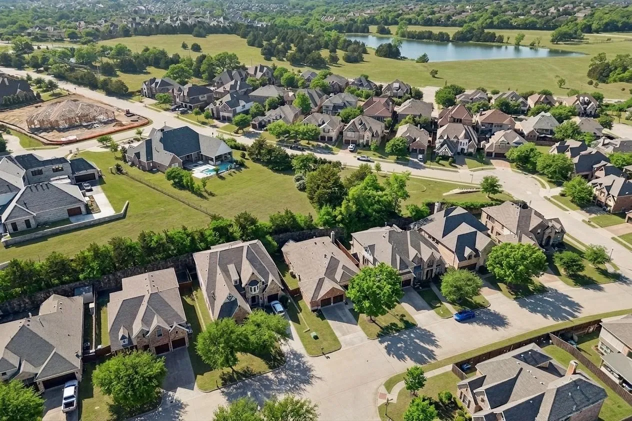 Location matters: established McKinney living near green space, trails, and everyday convenience. Grocery, retail, Bonnie Wenk Dog Park all nearby and minutes to Downtown McKinney.