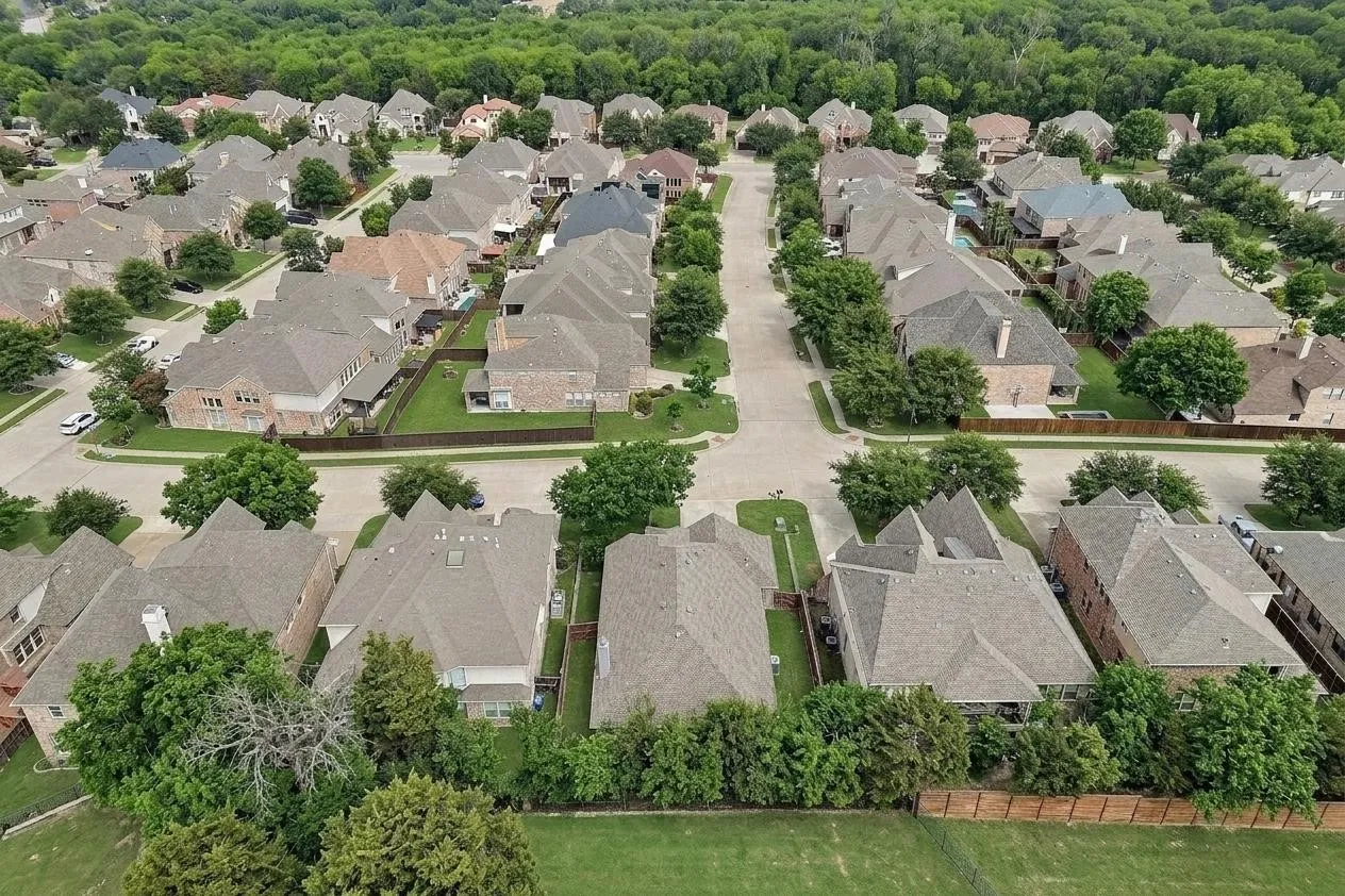 The whole neighborhood is surrounded by trees and nature. This is how you love where you live!