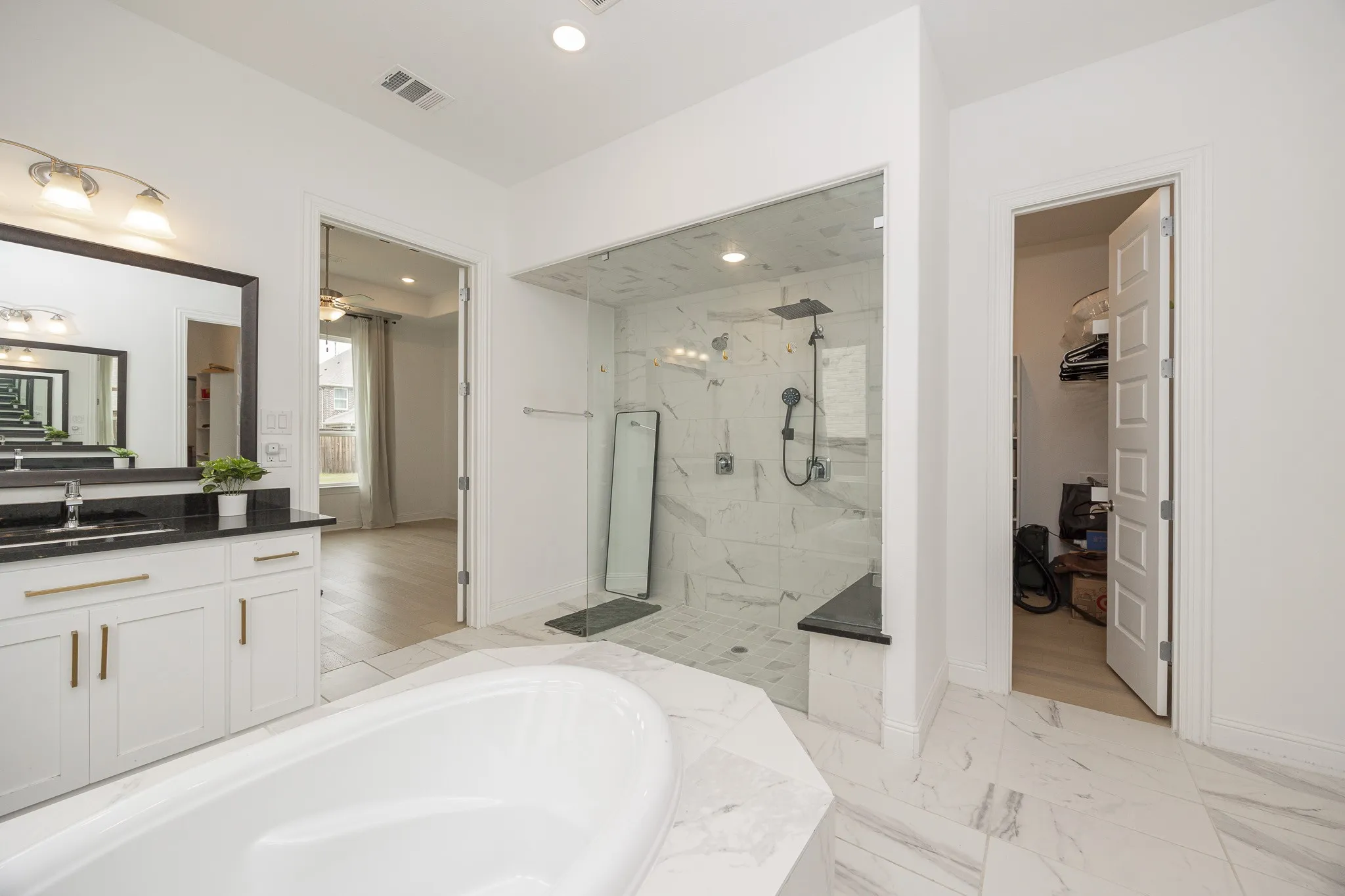 Single Family Residence For Sale in Collin County , 1509 Devotion Row, Wylie, Texas 75098, 5 Bedroom, 4 Bathroom, 3 Garage spaces, 4,159 Sqft, built in 2021, mls#21242404, Real Estate Agent in Wylie, Homes For Sale in Collin county, Homes For Sale in Wylie, Realtor in Wylie Texas, Real Estate Brokerage Independent Realty Texas, Luminita Cordes Realtor
