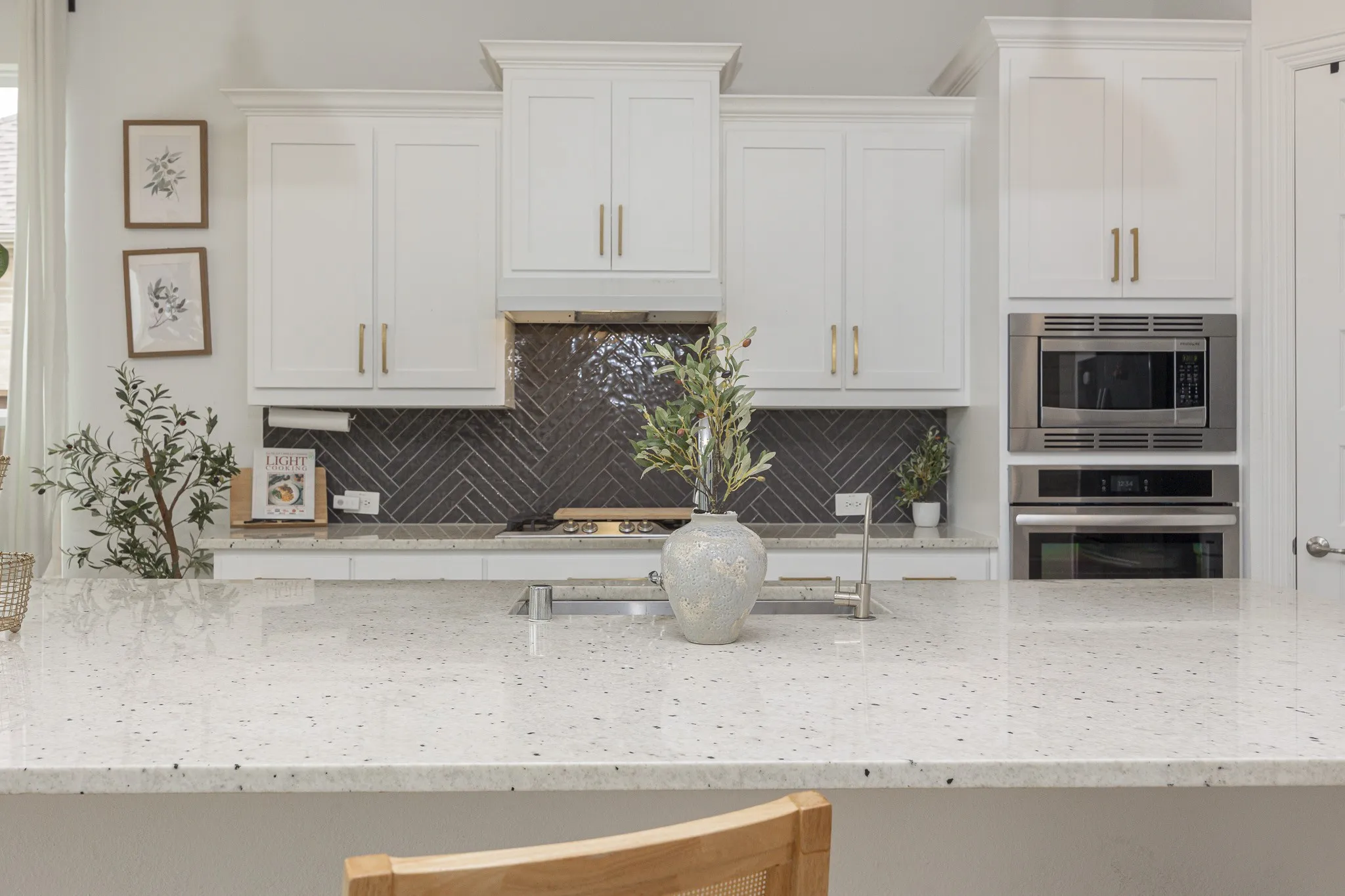 Single Family Residence For Sale in Collin County , 1509 Devotion Row, Wylie, Texas 75098, 5 Bedroom, 4 Bathroom, 3 Garage spaces, 4,159 Sqft, built in 2021, mls#21242404, Real Estate Agent in Wylie, Homes For Sale in Collin county, Homes For Sale in Wylie, Realtor in Wylie Texas, Real Estate Brokerage Independent Realty Texas, Luminita Cordes Realtor