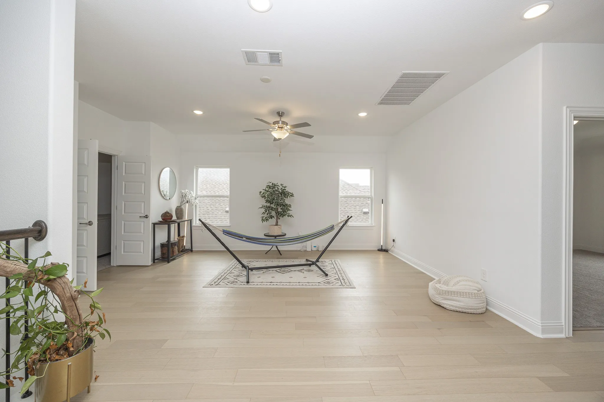 Single Family Residence For Sale in Collin County , 1509 Devotion Row, Wylie, Texas 75098, 5 Bedroom, 4 Bathroom, 3 Garage spaces, 4,159 Sqft, built in 2021, mls#21242404, Real Estate Agent in Wylie, Homes For Sale in Collin county, Homes For Sale in Wylie, Realtor in Wylie Texas, Real Estate Brokerage Independent Realty Texas, Luminita Cordes Realtor