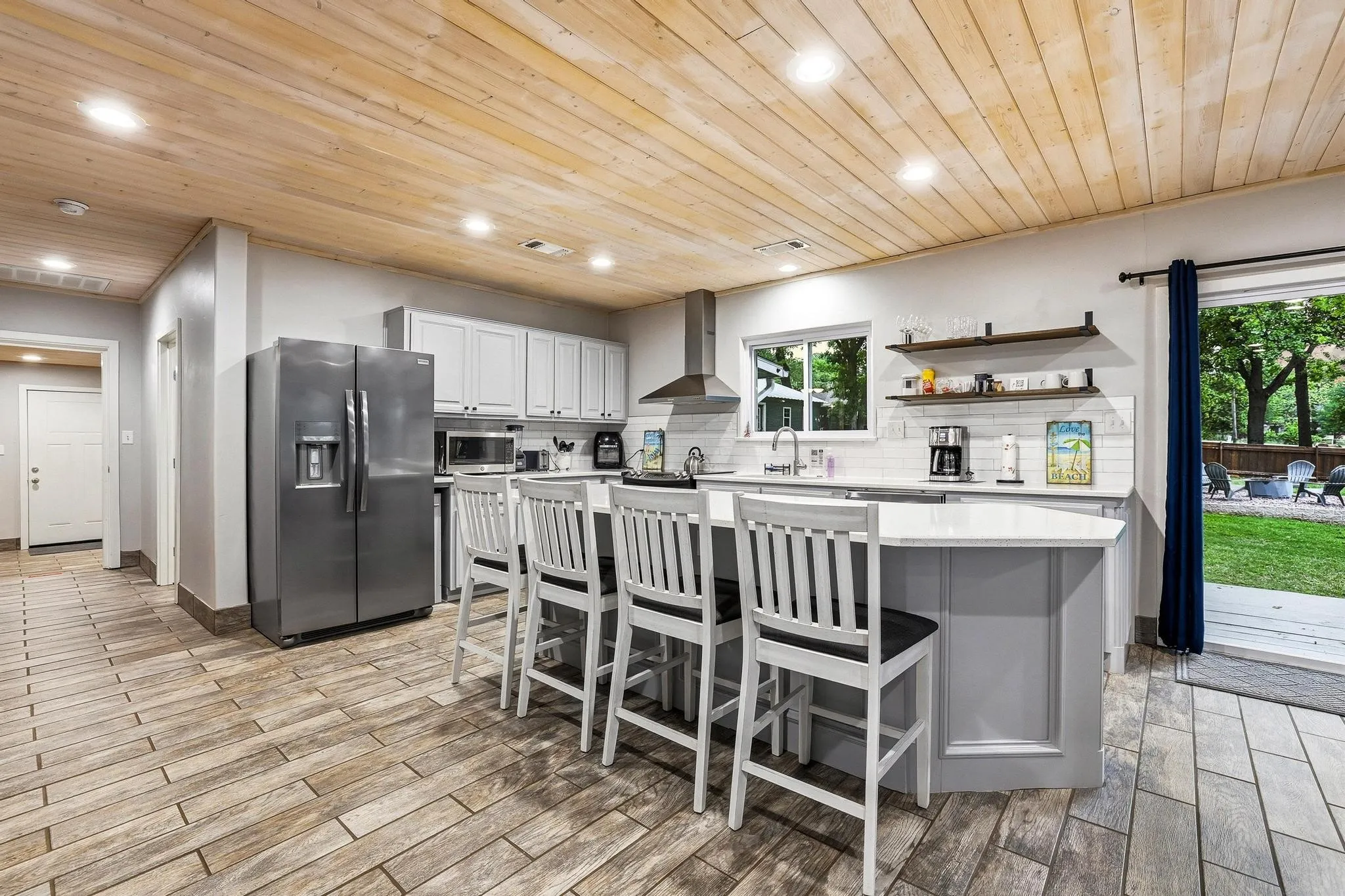 Single Family Residence For Sale in Grayson County , 109 Arkansas Street, Pottsboro, Texas 75076, 3 Bedrooms, 2 Bathrooms, 4 Garage spaces, 1,796 Sqft, built in 1968, Price $539,999, mls#21242429, Real Estate Agent in Pottsboro, Homes For Sale in Grayson county, Homes For Sale in Pottsboro, Realtor in Pottsboro Texas, Real Estate Brokerage Independent Realty Texas, Luminita Cordes Realtor
