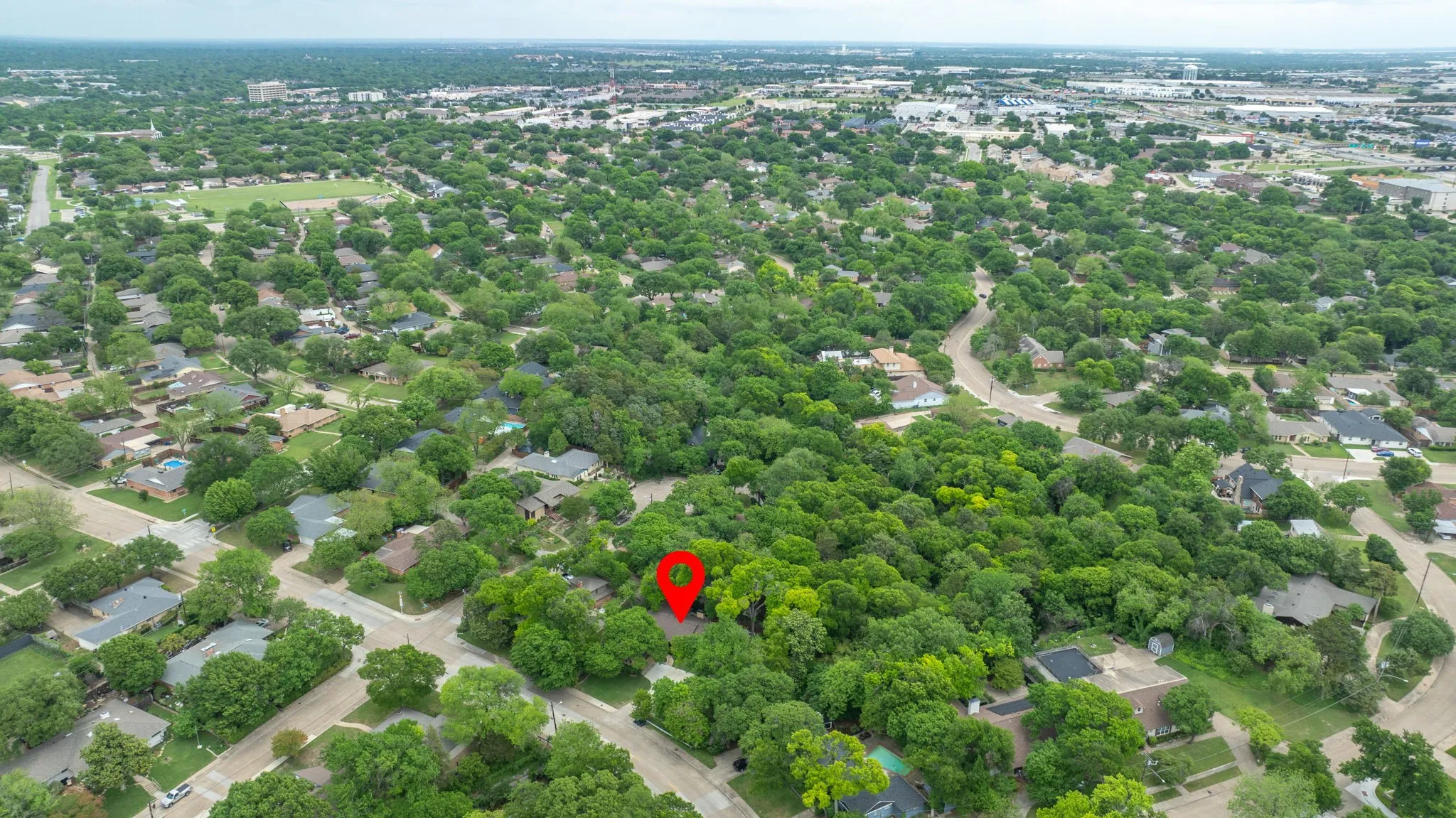 Single Family Residence For Sale in Dallas County , 8226 Hunnicut Road, Dallas, Texas 75228, 3 Bedroom, 3 Bathroom, 2 Garage spaces, 2,118 Sqft, built in 1967, mls#21242298, Real Estate Agent in Dallas, Homes For Sale in Dallas county, Homes For Sale in Dallas, Realtor in Dallas Texas, Real Estate Brokerage Independent Realty Texas, Luminita Cordes Realtor