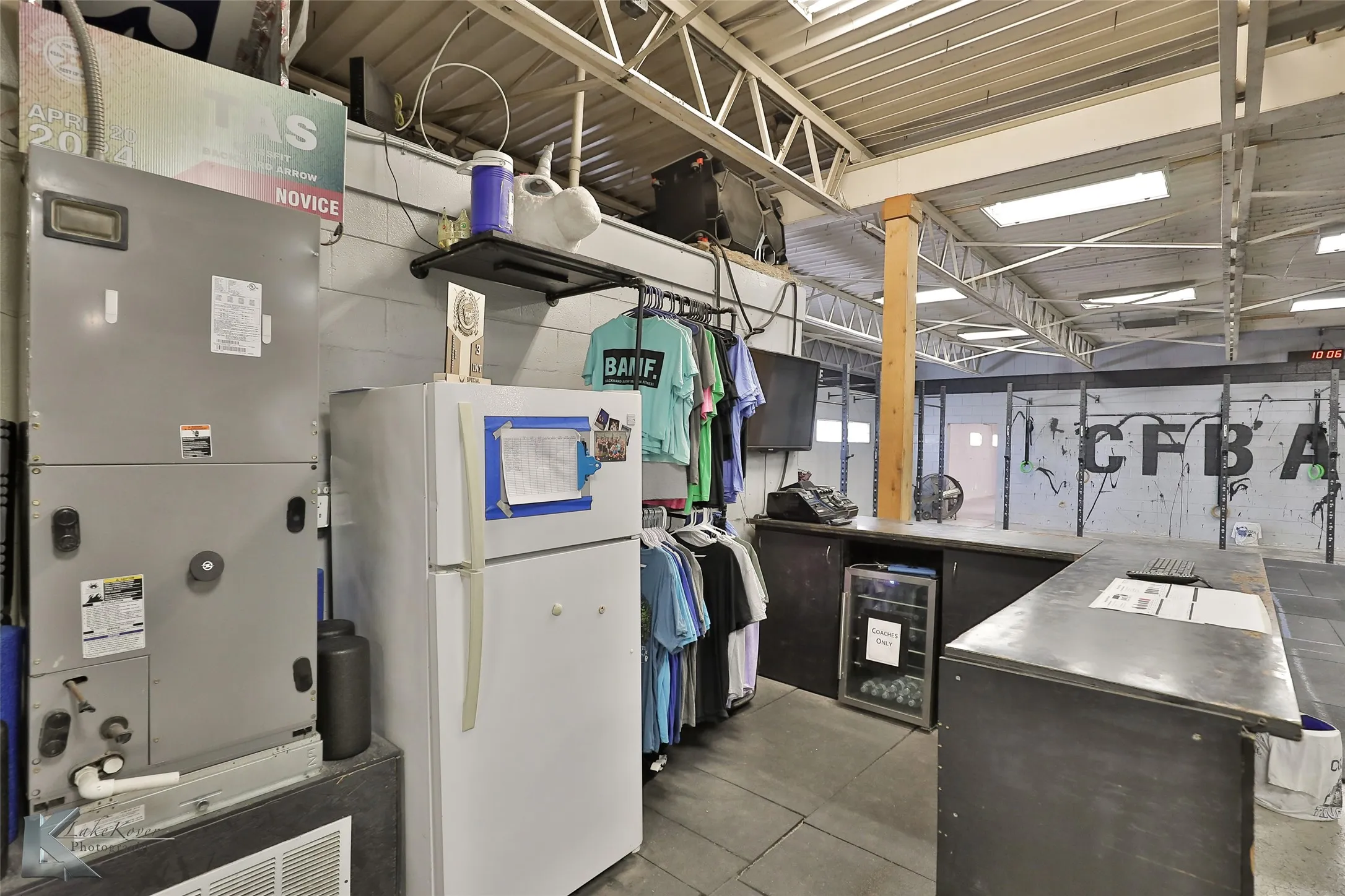 Retail For Sale in Taylor County , 1701 N Treadaway Boulevard, Abilene, Texas 79601, 0, 0, Garage spaces, 0 Sqft, built in 1957, Preowned, mls#21242524, Real Estate Agent in Abilene, Homes For Sale in Taylor county, Homes For Sale in Abilene, Realtor in Abilene Texas, Real Estate Brokerage Independent Realty Texas, Luminita Cordes Realtor
