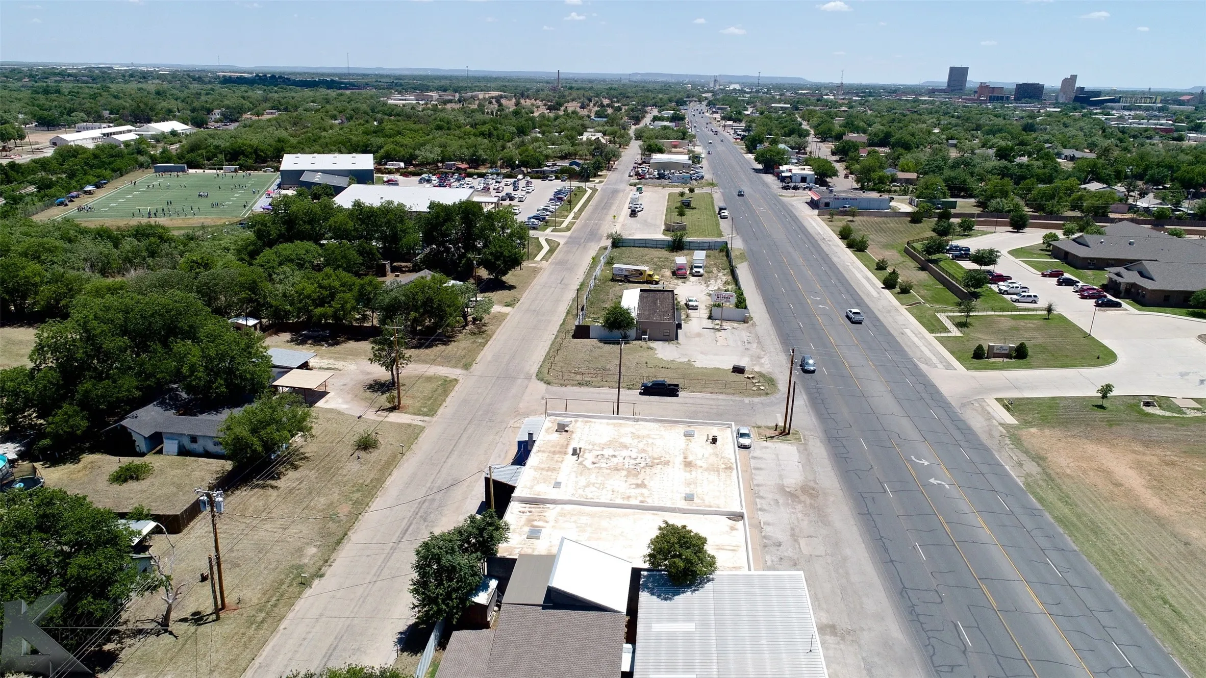 Retail For Sale in Taylor County , 1701 N Treadaway Boulevard, Abilene, Texas 79601, 0, 0, Garage spaces, 0 Sqft, built in 1957, Preowned, mls#21242524, Real Estate Agent in Abilene, Homes For Sale in Taylor county, Homes For Sale in Abilene, Realtor in Abilene Texas, Real Estate Brokerage Independent Realty Texas, Luminita Cordes Realtor