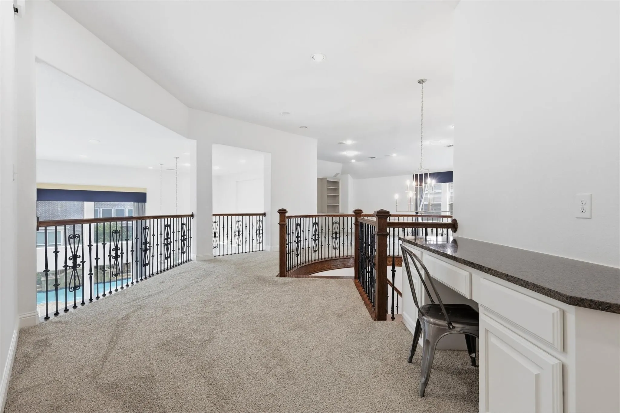 Single Family Residence For Sale in Denton County , 14104 Signal Hill Drive, Little Elm, Texas 75068, 5 Bedroom, 4 Bathroom, 2 Garage spaces, 4,232 Sqft, built in 2014, Preowned, mls#21241036, Real Estate Agent in Little Elm, Homes For Sale in Denton county, Homes For Sale in Little Elm, Realtor in Little Elm Texas, Real Estate Brokerage Independent Realty Texas, Luminita Cordes Realtor