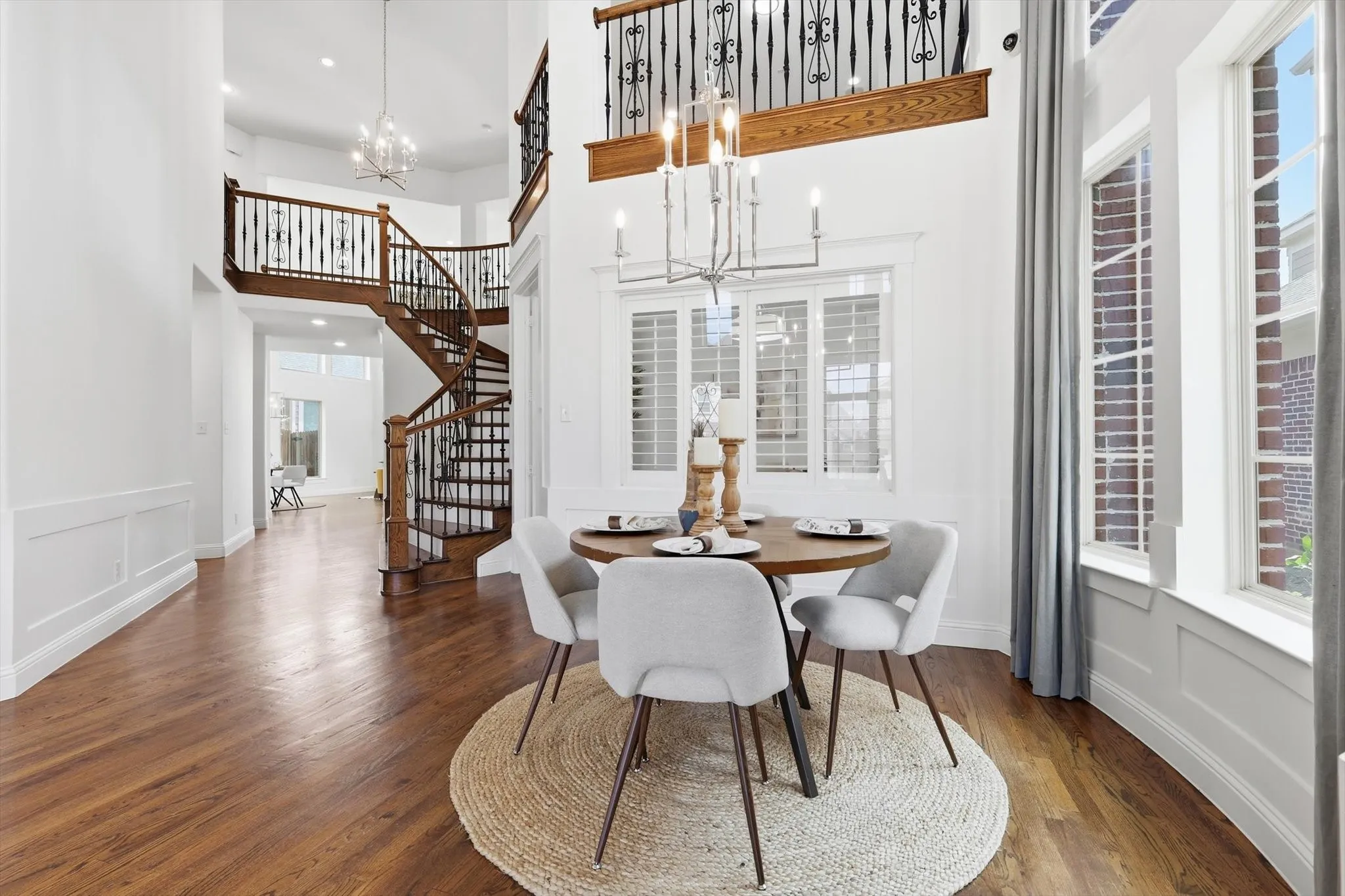 Single Family Residence For Sale in Denton County , 14104 Signal Hill Drive, Little Elm, Texas 75068, 5 Bedroom, 4 Bathroom, 2 Garage spaces, 4,232 Sqft, built in 2014, Preowned, mls#21241036, Real Estate Agent in Little Elm, Homes For Sale in Denton county, Homes For Sale in Little Elm, Realtor in Little Elm Texas, Real Estate Brokerage Independent Realty Texas, Luminita Cordes Realtor