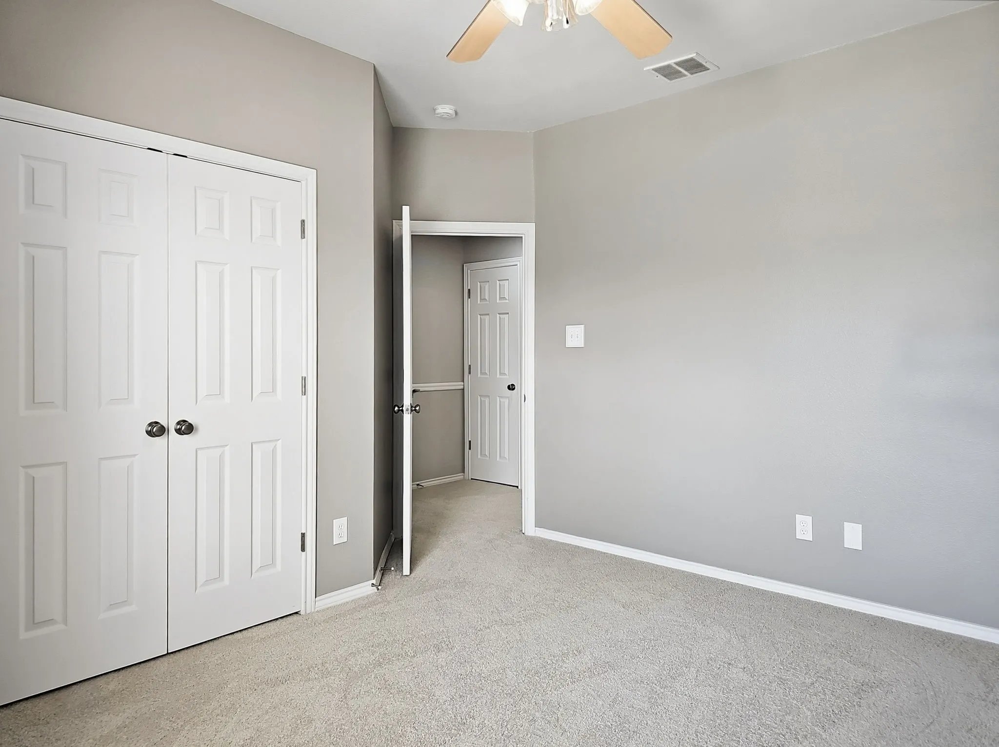 Single Family Residence For Sale in Collin County , 3000 Margot Court, Wylie, Texas 75098, 4 Bedroom, 3 Bathroom, 2 Garage spaces, 2,721 Sqft, built in 2003, Preowned, mls#21208453, Real Estate Agent in Wylie, Homes For Sale in Collin county, Homes For Sale in Wylie, Realtor in Wylie Texas, Real Estate Brokerage Independent Realty Texas, Luminita Cordes Realtor