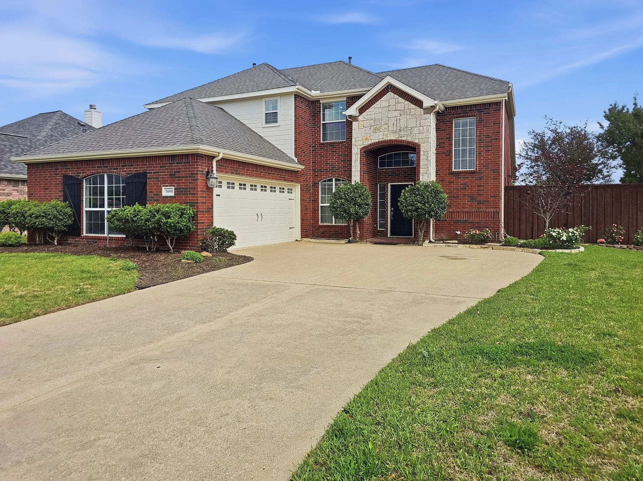 Single Family Residence For Sale in Collin County , 3000 Margot Court, Wylie, Texas 75098, 4 Bedroom, 3 Bathroom, 2 Garage spaces, 2,721 Sqft, built in 2003, Preowned, mls#21208453, Real Estate Agent in Wylie, Homes For Sale in Collin county, Homes For Sale in Wylie, Realtor in Wylie Texas, Real Estate Brokerage Independent Realty Texas, Luminita Cordes Realtor