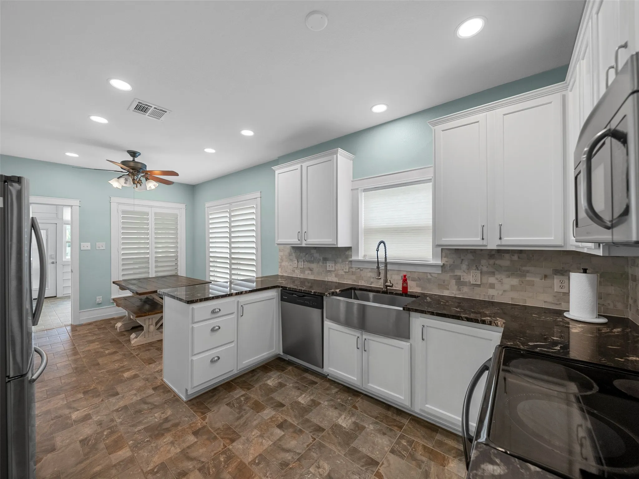 Single Family Residence For Sale in Denton County , 9324 Masse Court, Providence Village, Texas 76227, 3 Bedroom, 2 Bathroom, 2 Garage spaces, 1,150 Sqft, built in 2005, mls#21237263, Real Estate Agent in Providence Village, Homes For Sale in Denton county, Homes For Sale in Providence Village, Realtor in Providence Village Texas, Real Estate Brokerage Independent Realty Texas, Luminita Cordes Realtor