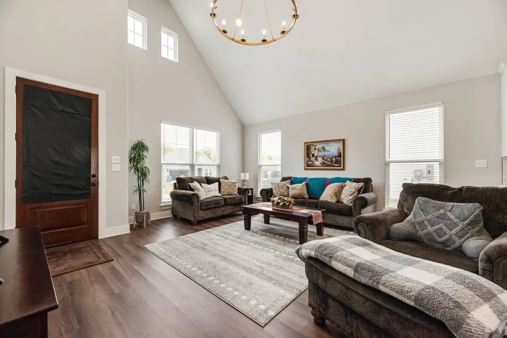 Single Family Residence For Sale in Grayson County , 109 Vaughn Meadows Drive, Tom Bean, Texas 75491, 3 Bedroom, 2 Bathroom, 2 Garage spaces, 1,559 Sqft, built in 2024, mls#21240749, Real Estate Agent in Tom Bean, Homes For Sale in Grayson county, Homes For Sale in Tom Bean, Realtor in Tom Bean Texas, Real Estate Brokerage Independent Realty Texas, Luminita Cordes Realtor