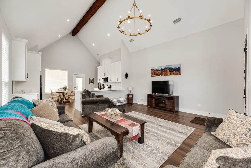 Single Family Residence For Sale in Grayson County , 109 Vaughn Meadows Drive, Tom Bean, Texas 75491, 3 Bedroom, 2 Bathroom, 2 Garage spaces, 1,559 Sqft, built in 2024, mls#21240749, Real Estate Agent in Tom Bean, Homes For Sale in Grayson county, Homes For Sale in Tom Bean, Realtor in Tom Bean Texas, Real Estate Brokerage Independent Realty Texas, Luminita Cordes Realtor