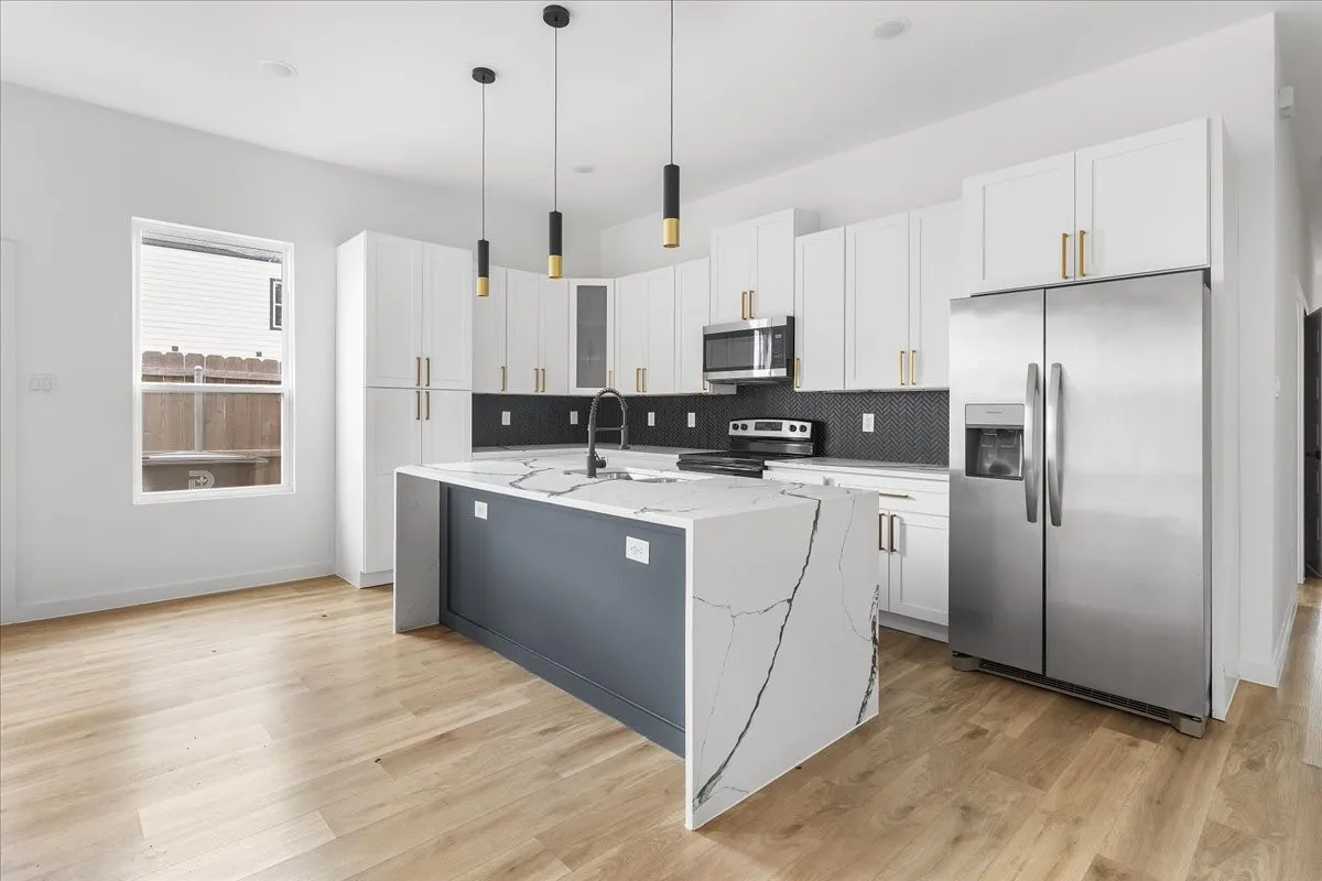 Single Family Residence For Sale in Dallas County , 5223 Colonial Avenue, Dallas, Texas 75215, 4 Bedroom, 2 Bathroom, Garage spaces, 1,656 Sqft, built in 2024, Preowned, Price $214,999, mls#21242540, Real Estate Agent in Dallas, Homes For Sale in Dallas county, Homes For Sale in Dallas, Realtor in Dallas Texas, Real Estate Brokerage Independent Realty Texas, Luminita Cordes Realtor