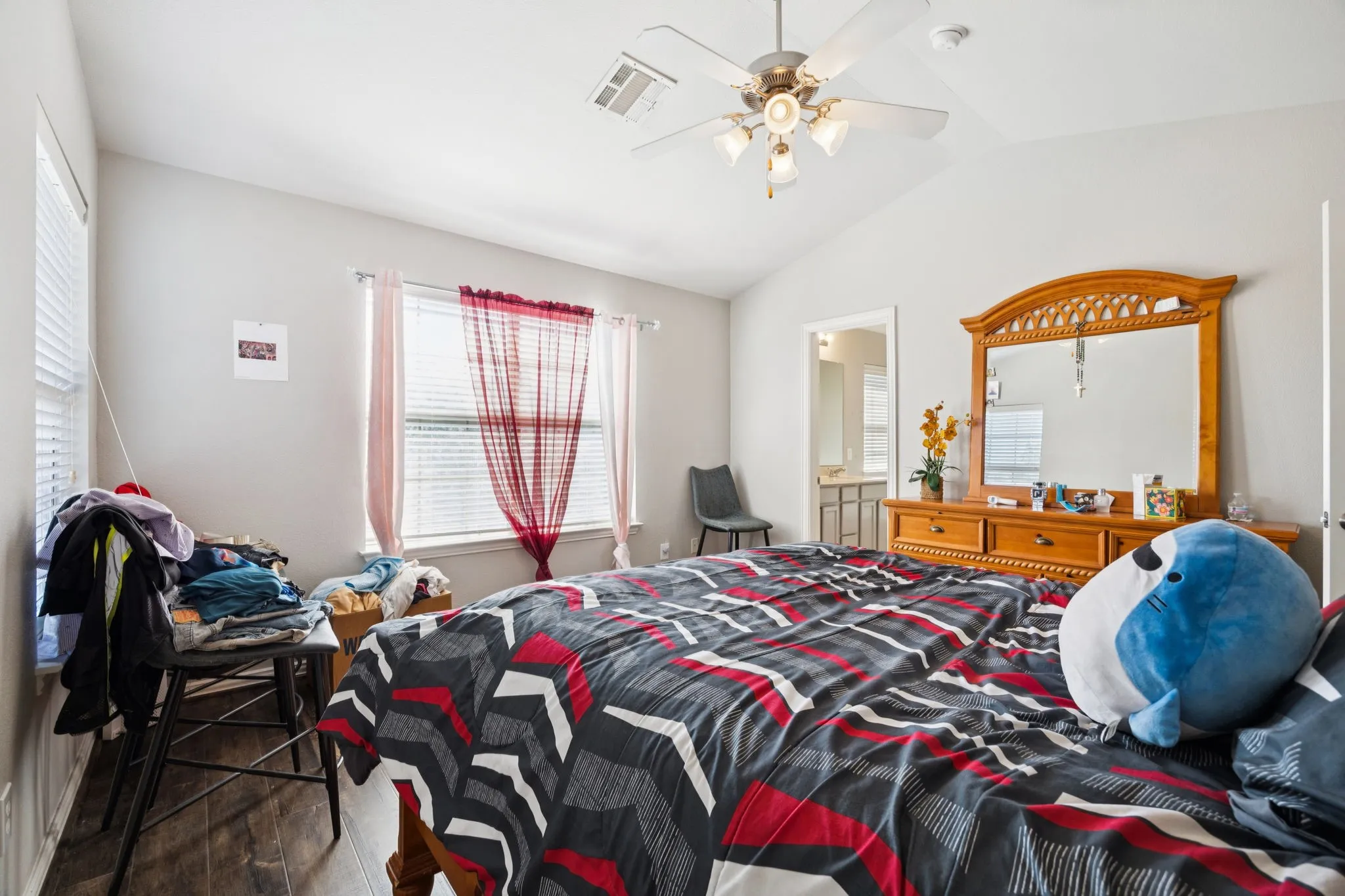 Townhouse For Sale in Denton County , 2564 Chambers Drive, Lewisville, Texas 75067, 3 Bedroom, 4 Bathroom, 2 Garage spaces, 2,238 Sqft, built in 2006, Price $359,000, mls#21236918, Real Estate Agent in Lewisville, Homes For Sale in Denton county, Homes For Sale in Lewisville, Realtor in Lewisville Texas, Real Estate Brokerage Independent Realty Texas, Luminita Cordes Realtor