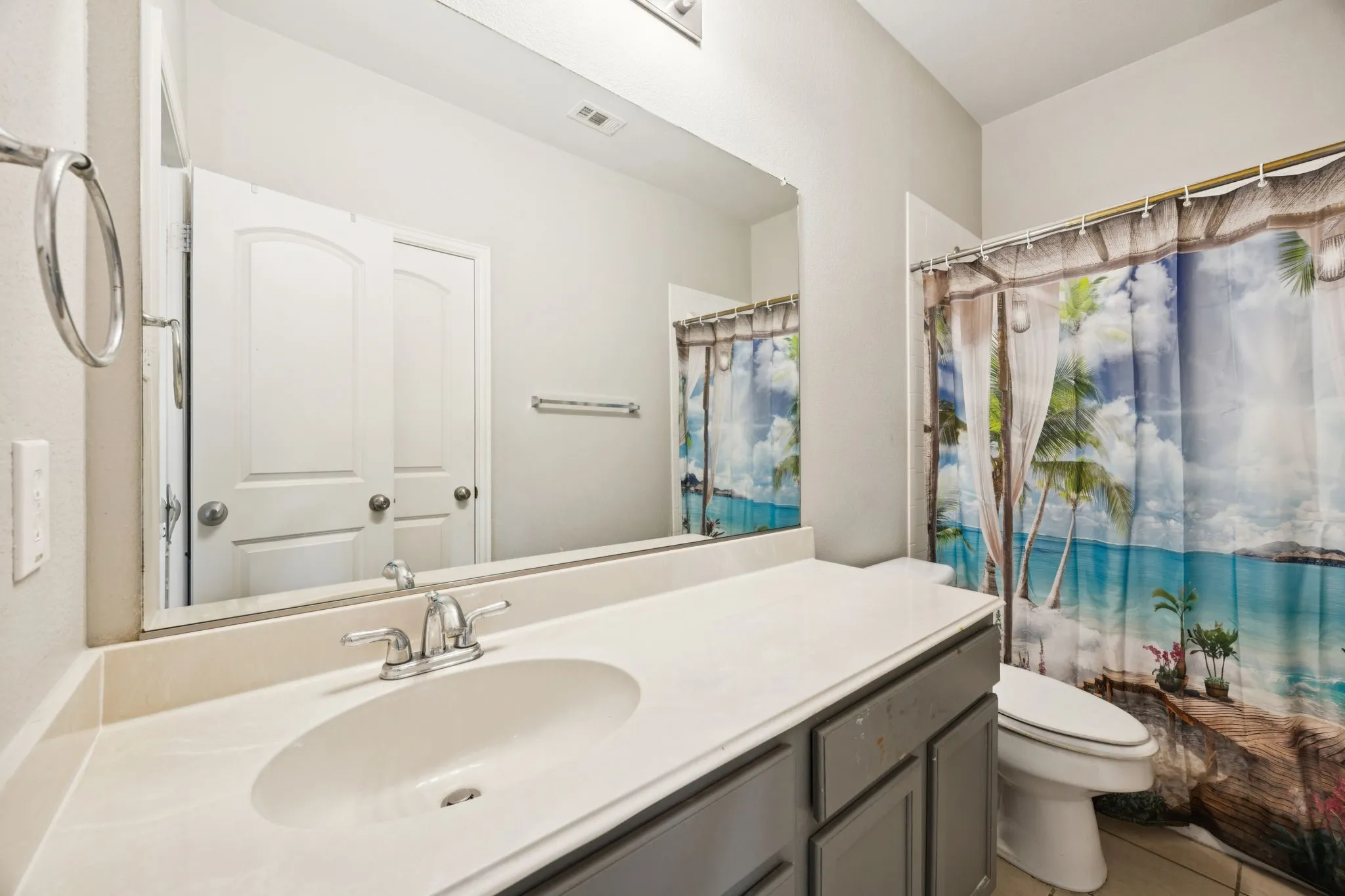Townhouse For Sale in Denton County , 2564 Chambers Drive, Lewisville, Texas 75067, 3 Bedroom, 4 Bathroom, 2 Garage spaces, 2,238 Sqft, built in 2006, Price $359,000, mls#21236918, Real Estate Agent in Lewisville, Homes For Sale in Denton county, Homes For Sale in Lewisville, Realtor in Lewisville Texas, Real Estate Brokerage Independent Realty Texas, Luminita Cordes Realtor