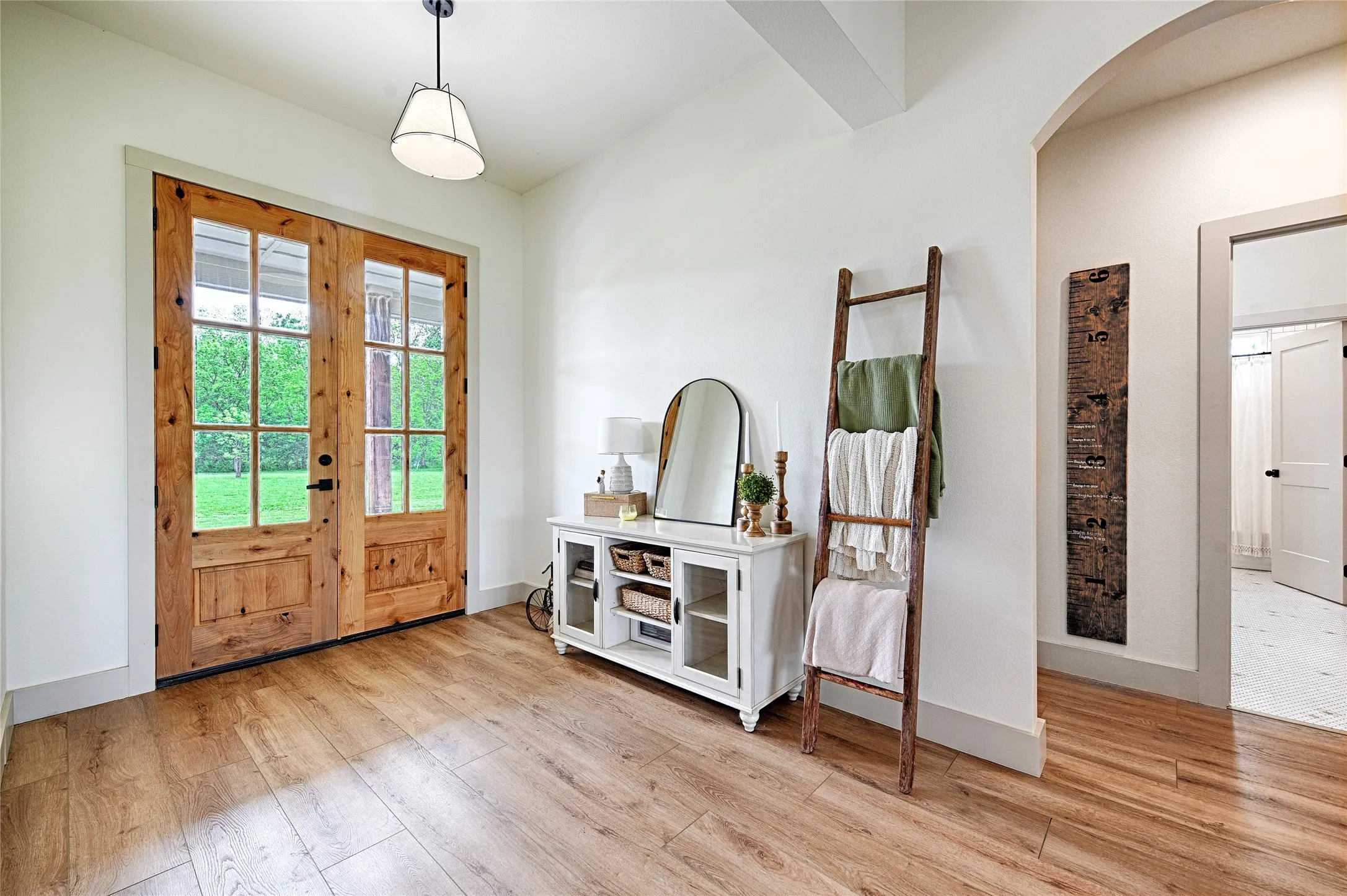 Single Family Residence For Sale in Hunt County , 4656 County Road 1040, Celeste, Texas 75423, 4 Bedroom, 3 Bathroom, 2 Garage spaces, 2,272 Sqft, built in 2024, Preowned, mls#21242556, Real Estate Agent in Celeste, Homes For Sale in Hunt county, Homes For Sale in Celeste, Realtor in Celeste Texas, Real Estate Brokerage Independent Realty Texas, Luminita Cordes Realtor