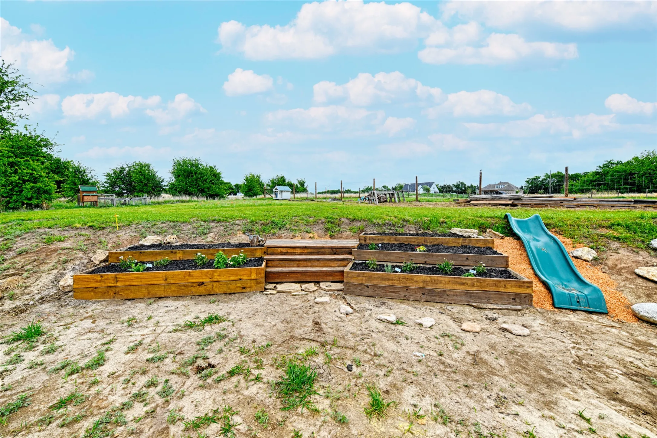 Single Family Residence For Sale in Hunt County , 4656 County Road 1040, Celeste, Texas 75423, 4 Bedroom, 3 Bathroom, 2 Garage spaces, 2,272 Sqft, built in 2024, Preowned, mls#21242556, Real Estate Agent in Celeste, Homes For Sale in Hunt county, Homes For Sale in Celeste, Realtor in Celeste Texas, Real Estate Brokerage Independent Realty Texas, Luminita Cordes Realtor
