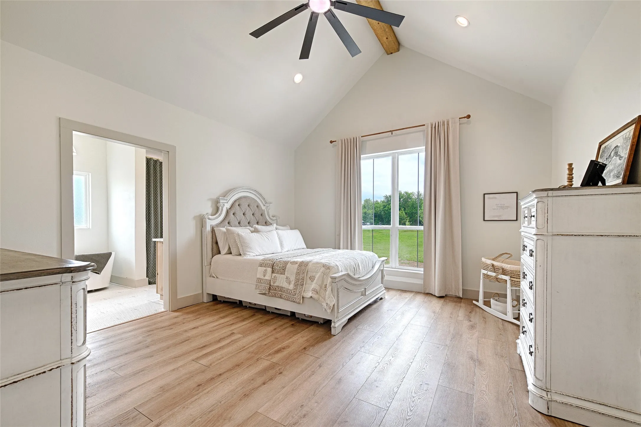 Single Family Residence For Sale in Hunt County , 4656 County Road 1040, Celeste, Texas 75423, 4 Bedroom, 3 Bathroom, 2 Garage spaces, 2,272 Sqft, built in 2024, Preowned, mls#21242556, Real Estate Agent in Celeste, Homes For Sale in Hunt county, Homes For Sale in Celeste, Realtor in Celeste Texas, Real Estate Brokerage Independent Realty Texas, Luminita Cordes Realtor
