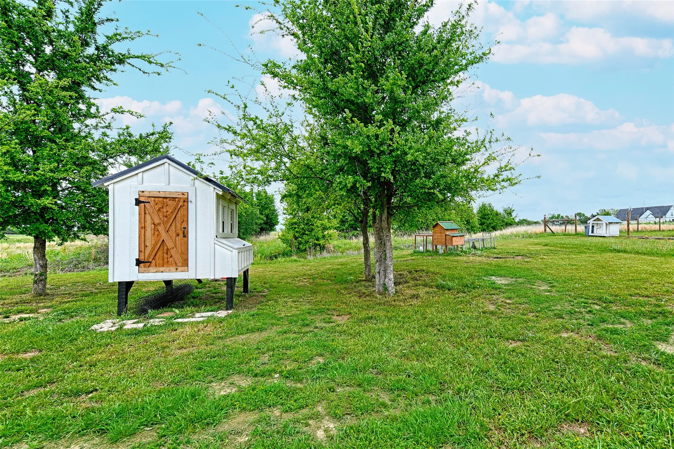 Single Family Residence For Sale in Hunt County , 4656 County Road 1040, Celeste, Texas 75423, 4 Bedroom, 3 Bathroom, 2 Garage spaces, 2,272 Sqft, built in 2024, Preowned, mls#21242556, Real Estate Agent in Celeste, Homes For Sale in Hunt county, Homes For Sale in Celeste, Realtor in Celeste Texas, Real Estate Brokerage Independent Realty Texas, Luminita Cordes Realtor