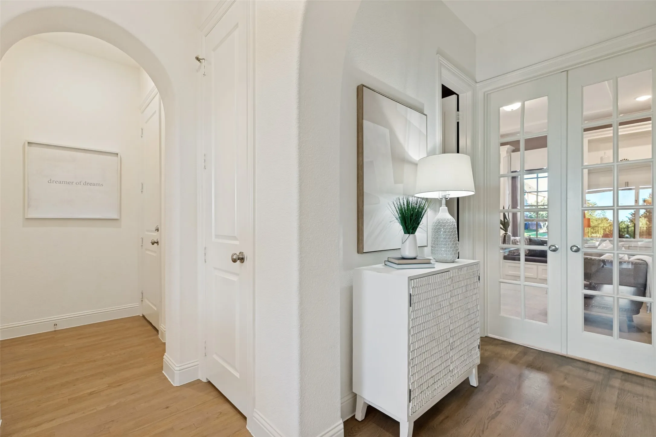 Single Family Residence For Sale in Denton County , 4189 Hazelwood Avenue, Frisco, Texas 75034, 4 Bedroom, 6 Bathroom, 3 Garage spaces, 3,858 Sqft, built in 2017, Preowned, mls#21241521, Real Estate Agent in Frisco, Homes For Sale in Denton county, Homes For Sale in Frisco, Realtor in Frisco Texas, Real Estate Brokerage Independent Realty Texas, Luminita Cordes Realtor