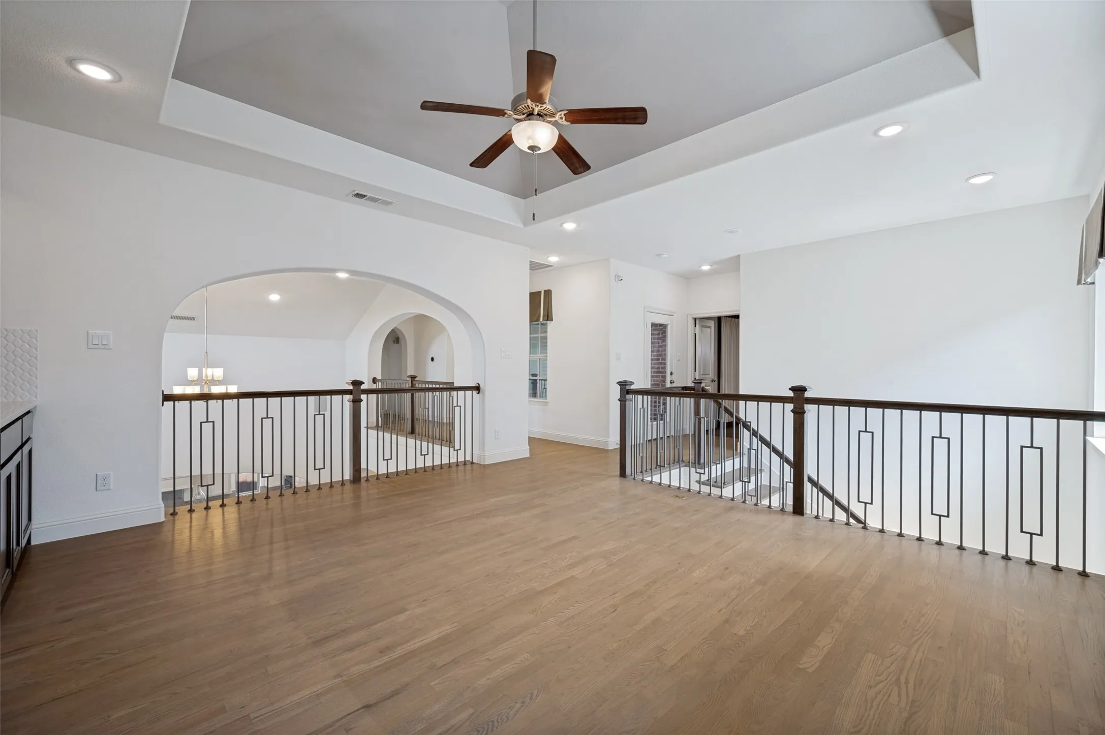 Single Family Residence For Sale in Denton County , 4189 Hazelwood Avenue, Frisco, Texas 75034, 4 Bedroom, 6 Bathroom, 3 Garage spaces, 3,858 Sqft, built in 2017, Preowned, mls#21241521, Real Estate Agent in Frisco, Homes For Sale in Denton county, Homes For Sale in Frisco, Realtor in Frisco Texas, Real Estate Brokerage Independent Realty Texas, Luminita Cordes Realtor