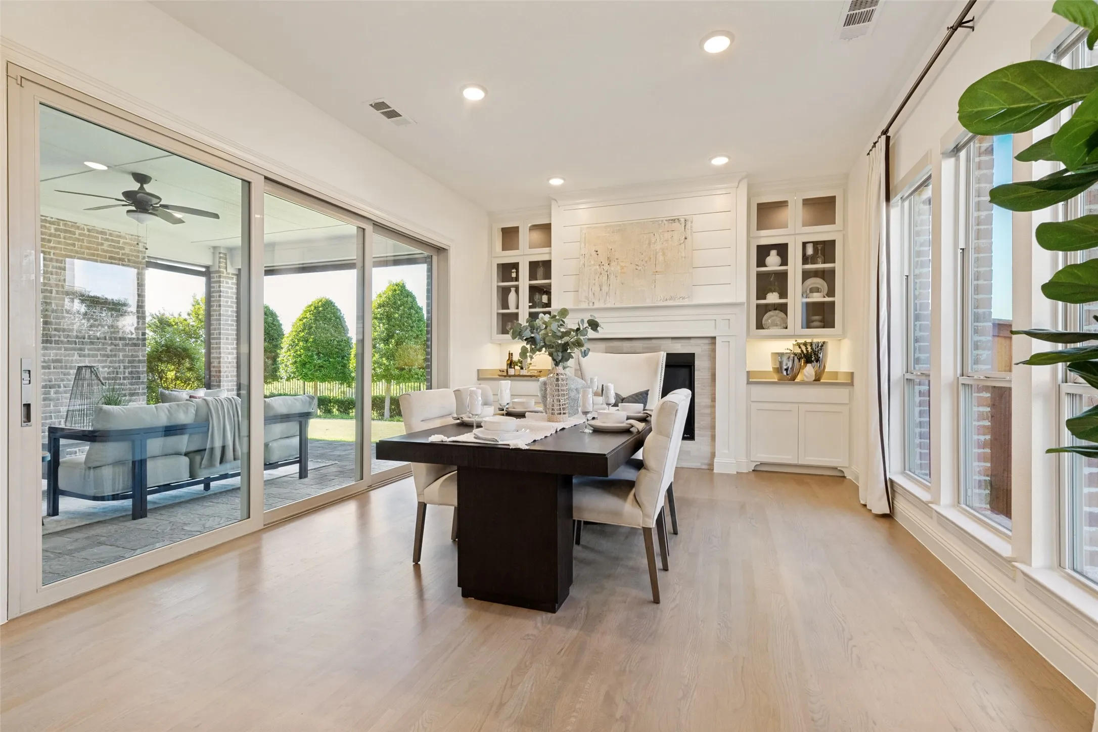 Single Family Residence For Sale in Denton County , 4189 Hazelwood Avenue, Frisco, Texas 75034, 4 Bedroom, 6 Bathroom, 3 Garage spaces, 3,858 Sqft, built in 2017, Preowned, mls#21241521, Real Estate Agent in Frisco, Homes For Sale in Denton county, Homes For Sale in Frisco, Realtor in Frisco Texas, Real Estate Brokerage Independent Realty Texas, Luminita Cordes Realtor