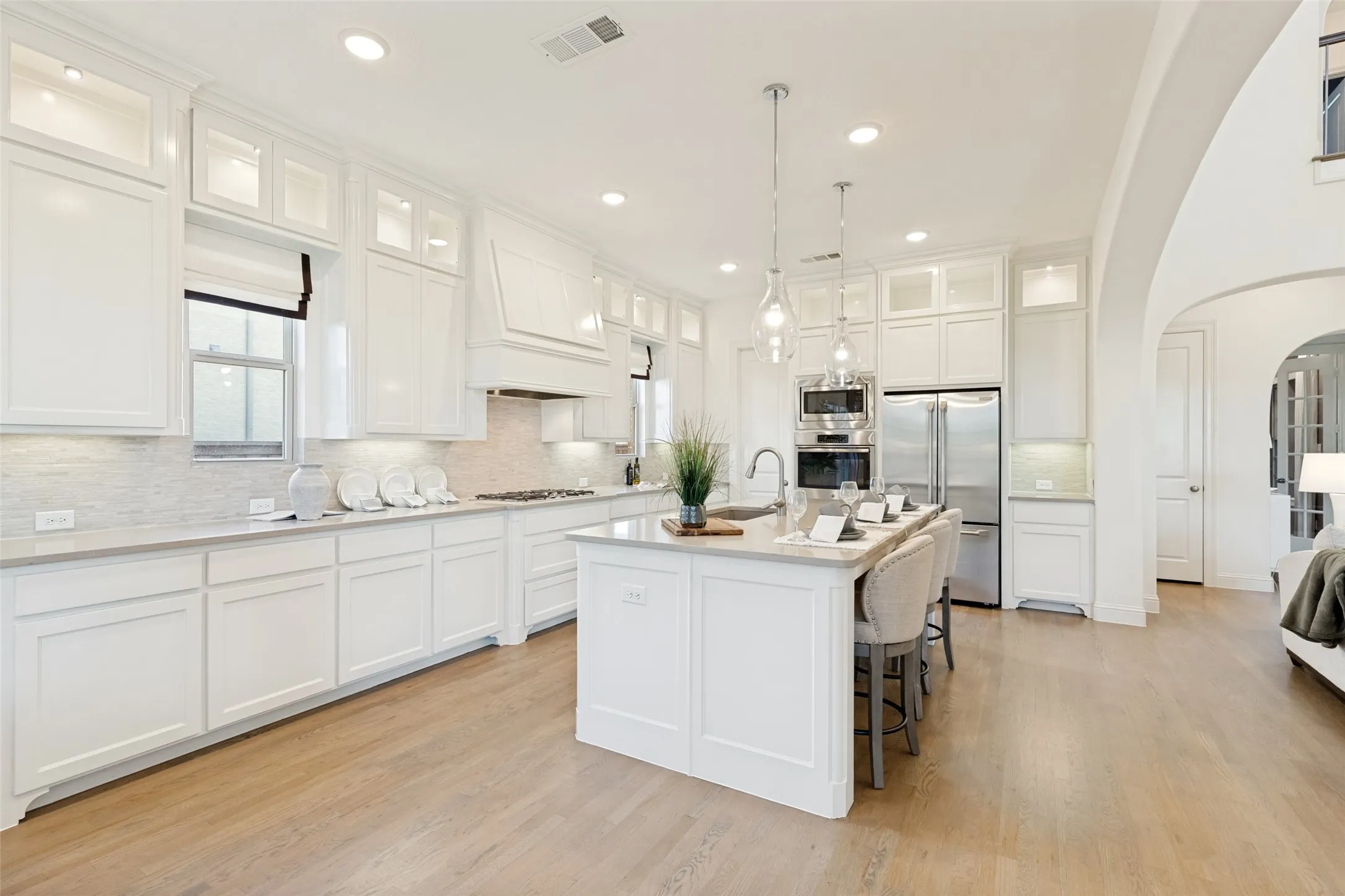 Single Family Residence For Sale in Denton County , 4189 Hazelwood Avenue, Frisco, Texas 75034, 4 Bedroom, 6 Bathroom, 3 Garage spaces, 3,858 Sqft, built in 2017, Preowned, mls#21241521, Real Estate Agent in Frisco, Homes For Sale in Denton county, Homes For Sale in Frisco, Realtor in Frisco Texas, Real Estate Brokerage Independent Realty Texas, Luminita Cordes Realtor