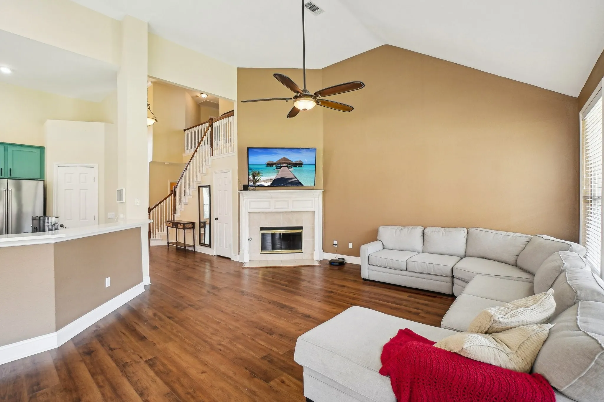 Single Family Residence For Sale in Denton County , 2728 Vista Bluff Boulevard, Lewisville, Texas 75067, 4 Bedroom, 3 Bathroom, 2 Garage spaces, 2,782 Sqft, built in 1997, mls#21242663, Real Estate Agent in Lewisville, Homes For Sale in Denton county, Homes For Sale in Lewisville, Realtor in Lewisville Texas, Real Estate Brokerage Independent Realty Texas, Luminita Cordes Realtor