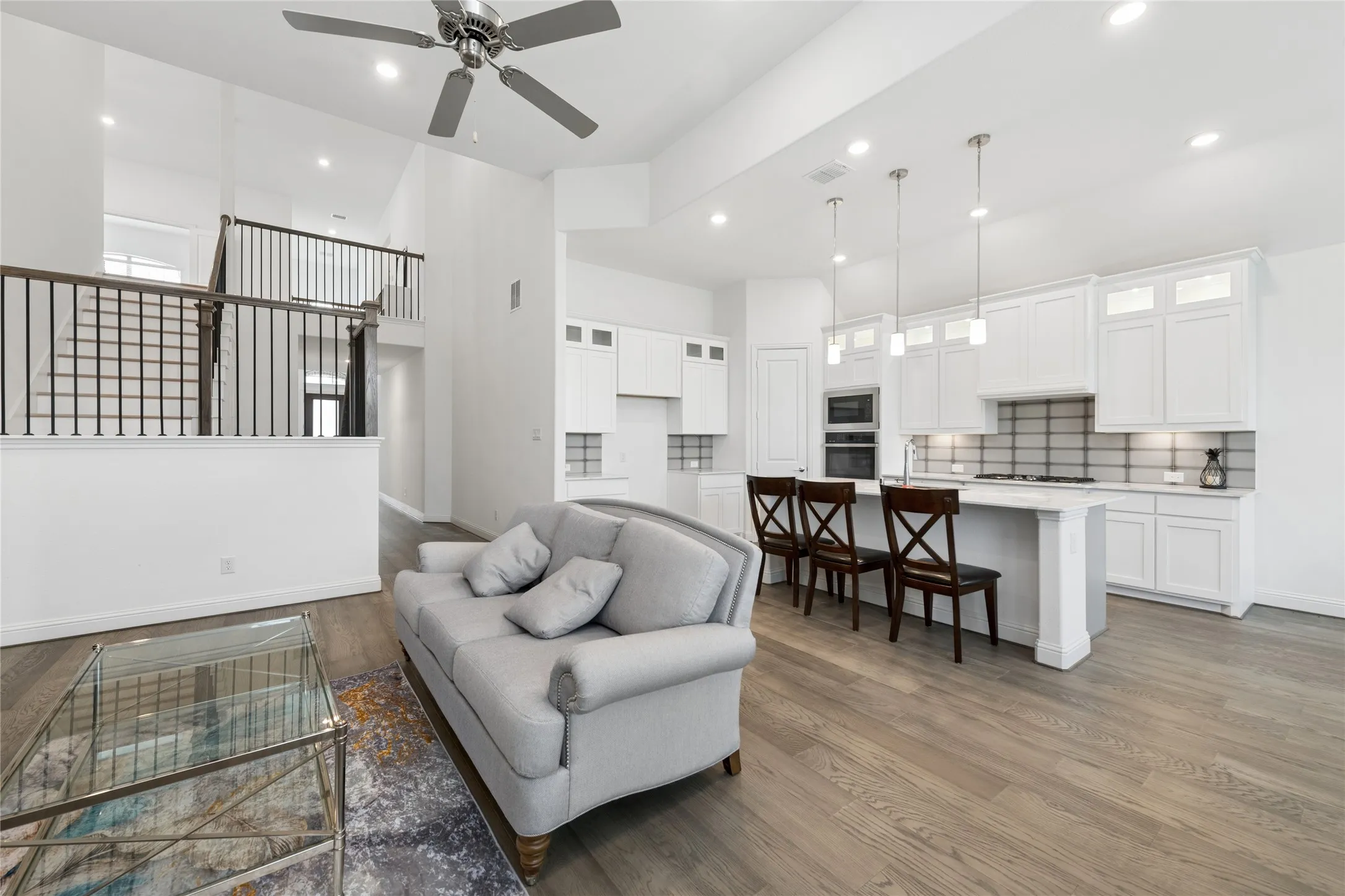 Single Family Residence For Sale in Dallas County , 8227 Vitex Avenue, Dallas, Texas 75252, 5 Bedrooms, 5 Bathrooms, 2 Garage spaces, 3,726 Sqft, built in 2021, Price $899,000, mls#21242694, Real Estate Agent in Dallas, Homes For Sale in Dallas county, Homes For Sale in Dallas, Realtor in Dallas Texas, Real Estate Brokerage Independent Realty Texas, Luminita Cordes Realtor