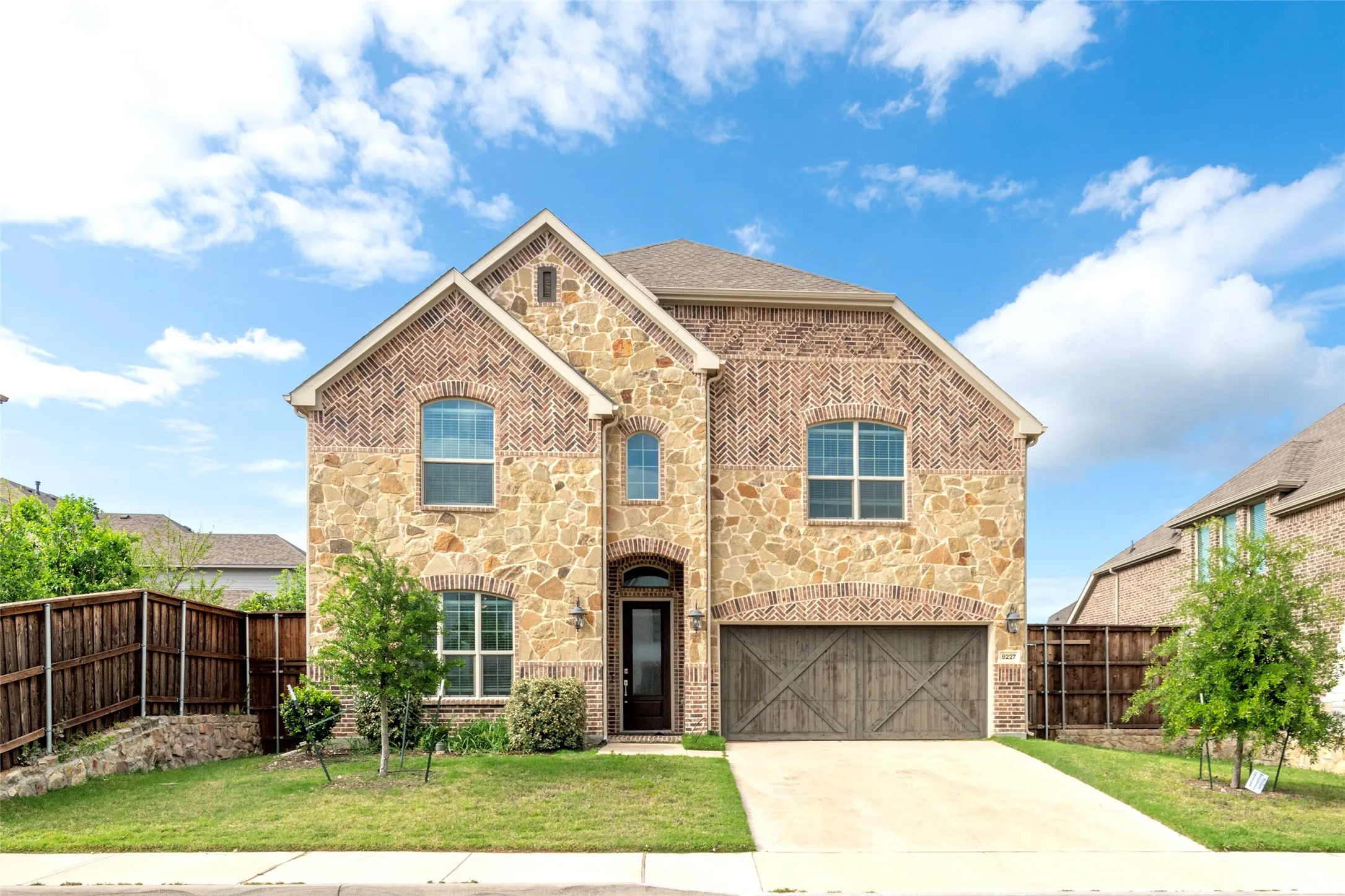 Single Family Residence For Sale in Dallas County , 8227 Vitex Avenue, Dallas, Texas 75252, 5 Bedrooms, 5 Bathrooms, 2 Garage spaces, 3,726 Sqft, built in 2021, Price $899,000, mls#21242694, Real Estate Agent in Dallas, Homes For Sale in Dallas county, Homes For Sale in Dallas, Realtor in Dallas Texas, Real Estate Brokerage Independent Realty Texas, Luminita Cordes Realtor