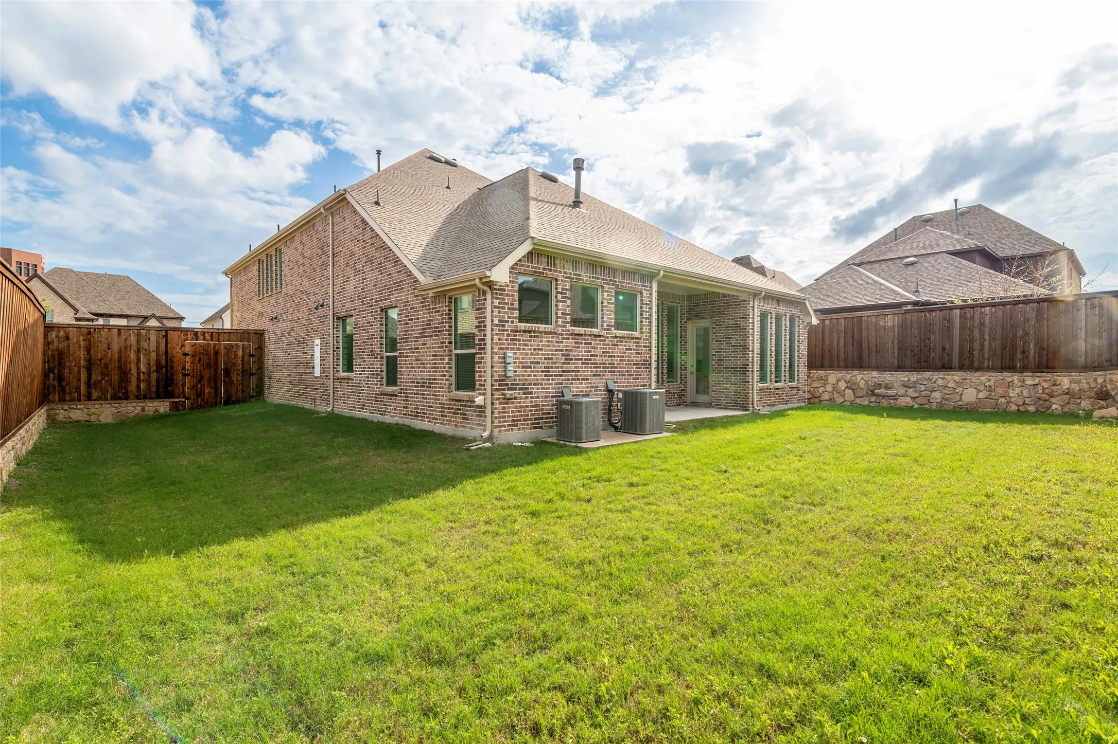 Single Family Residence For Sale in Dallas County , 8227 Vitex Avenue, Dallas, Texas 75252, 5 Bedrooms, 5 Bathrooms, 2 Garage spaces, 3,726 Sqft, built in 2021, Price $899,000, mls#21242694, Real Estate Agent in Dallas, Homes For Sale in Dallas county, Homes For Sale in Dallas, Realtor in Dallas Texas, Real Estate Brokerage Independent Realty Texas, Luminita Cordes Realtor