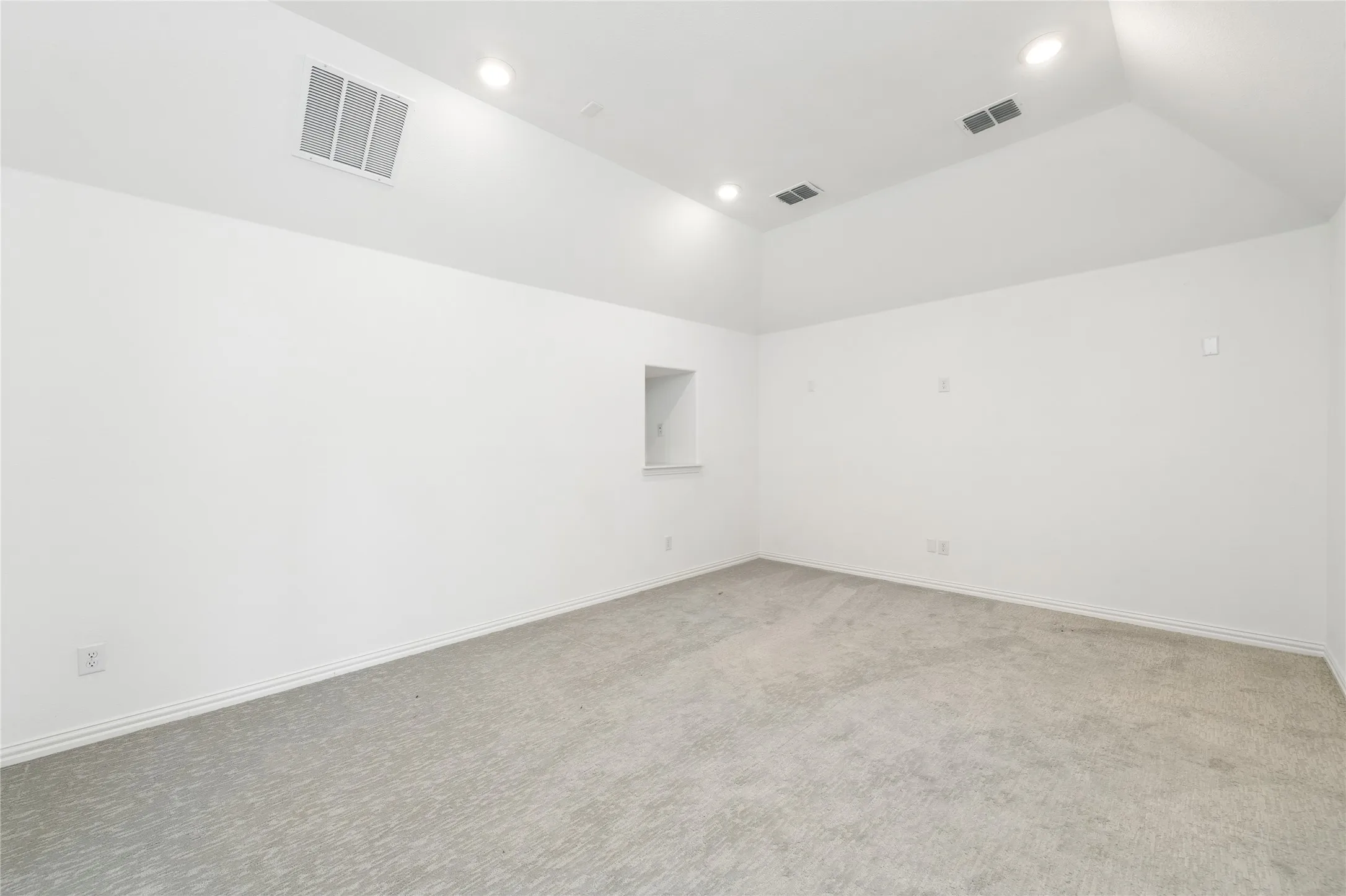 Single Family Residence For Sale in Dallas County , 8227 Vitex Avenue, Dallas, Texas 75252, 5 Bedrooms, 5 Bathrooms, 2 Garage spaces, 3,726 Sqft, built in 2021, Price $899,000, mls#21242694, Real Estate Agent in Dallas, Homes For Sale in Dallas county, Homes For Sale in Dallas, Realtor in Dallas Texas, Real Estate Brokerage Independent Realty Texas, Luminita Cordes Realtor