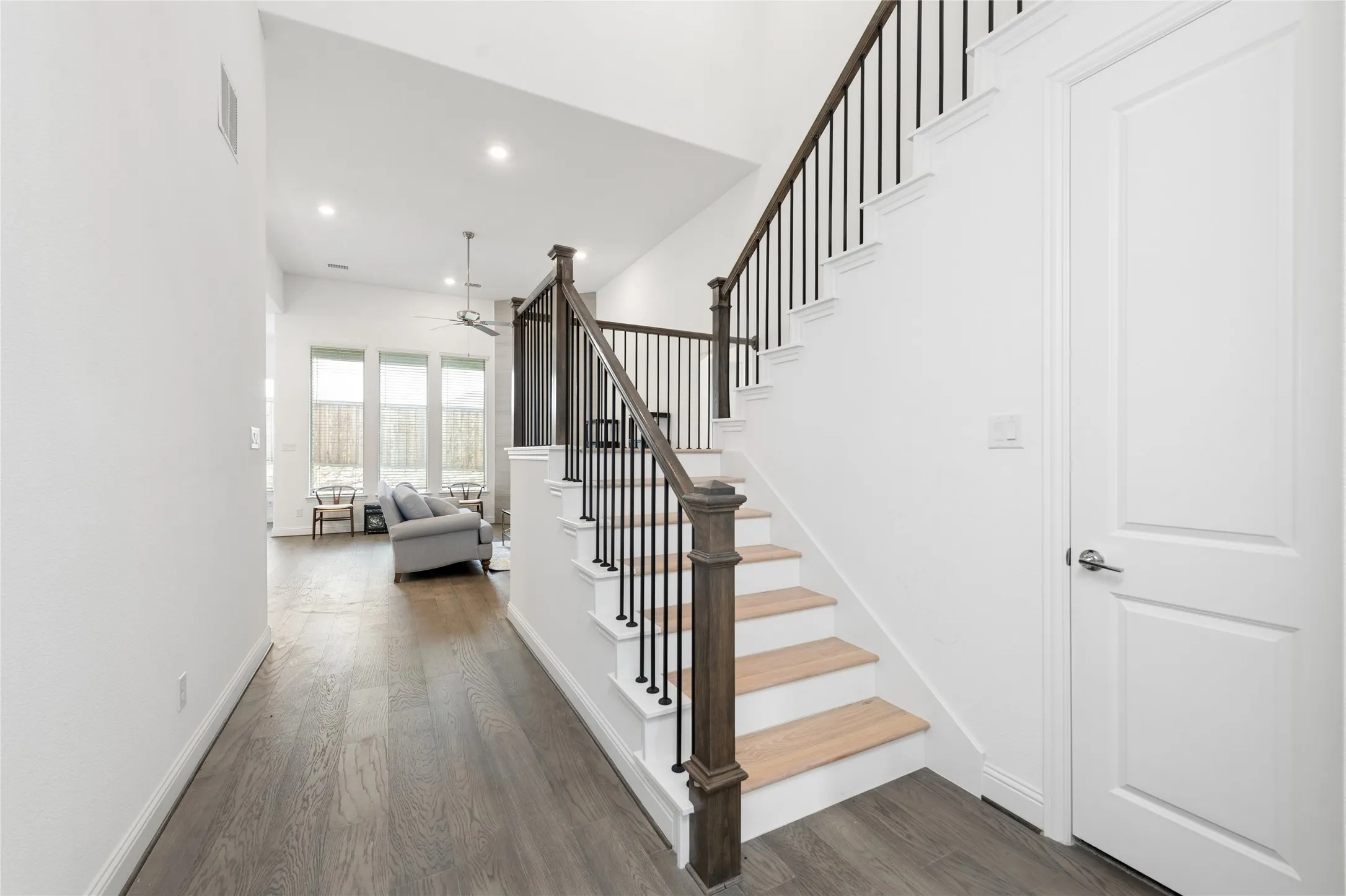 Single Family Residence For Sale in Dallas County , 8227 Vitex Avenue, Dallas, Texas 75252, 5 Bedrooms, 5 Bathrooms, 2 Garage spaces, 3,726 Sqft, built in 2021, Price $899,000, mls#21242694, Real Estate Agent in Dallas, Homes For Sale in Dallas county, Homes For Sale in Dallas, Realtor in Dallas Texas, Real Estate Brokerage Independent Realty Texas, Luminita Cordes Realtor