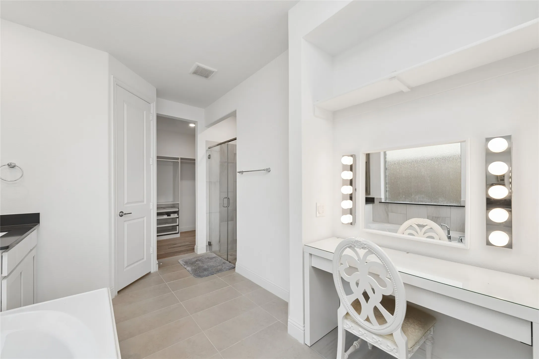 Single Family Residence For Sale in Dallas County , 8227 Vitex Avenue, Dallas, Texas 75252, 5 Bedrooms, 5 Bathrooms, 2 Garage spaces, 3,726 Sqft, built in 2021, Price $899,000, mls#21242694, Real Estate Agent in Dallas, Homes For Sale in Dallas county, Homes For Sale in Dallas, Realtor in Dallas Texas, Real Estate Brokerage Independent Realty Texas, Luminita Cordes Realtor