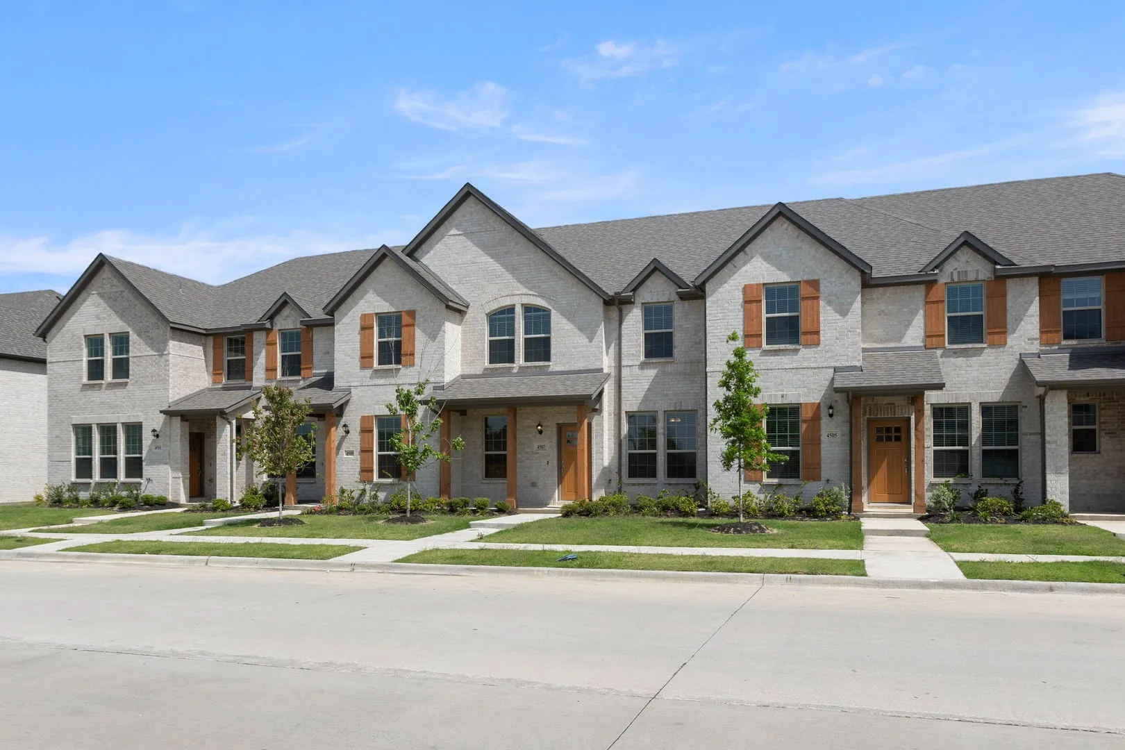 4507 Avion-Front-2
