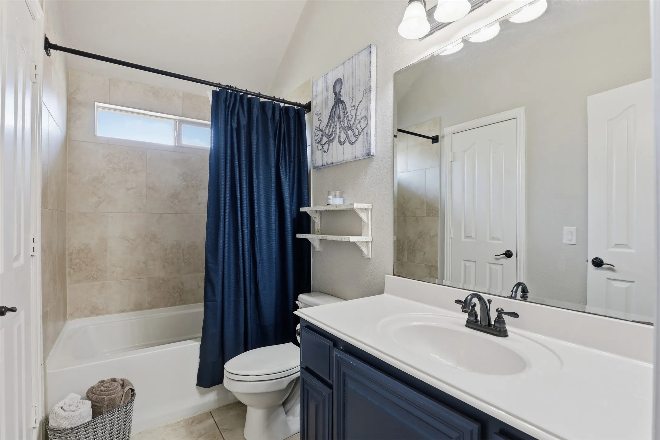 Single Family Residence For Sale in Johnson County , 1004 Tara Drive, Burleson, Texas 76028, 4 Bedroom, 4 Bathroom, 3 Garage spaces, 3,742 Sqft, built in 2012, Preowned, mls#21237739, Real Estate Agent in Burleson, Homes For Sale in Johnson county, Homes For Sale in Burleson, Realtor in Burleson Texas, Real Estate Brokerage Independent Realty Texas, Luminita Cordes Realtor