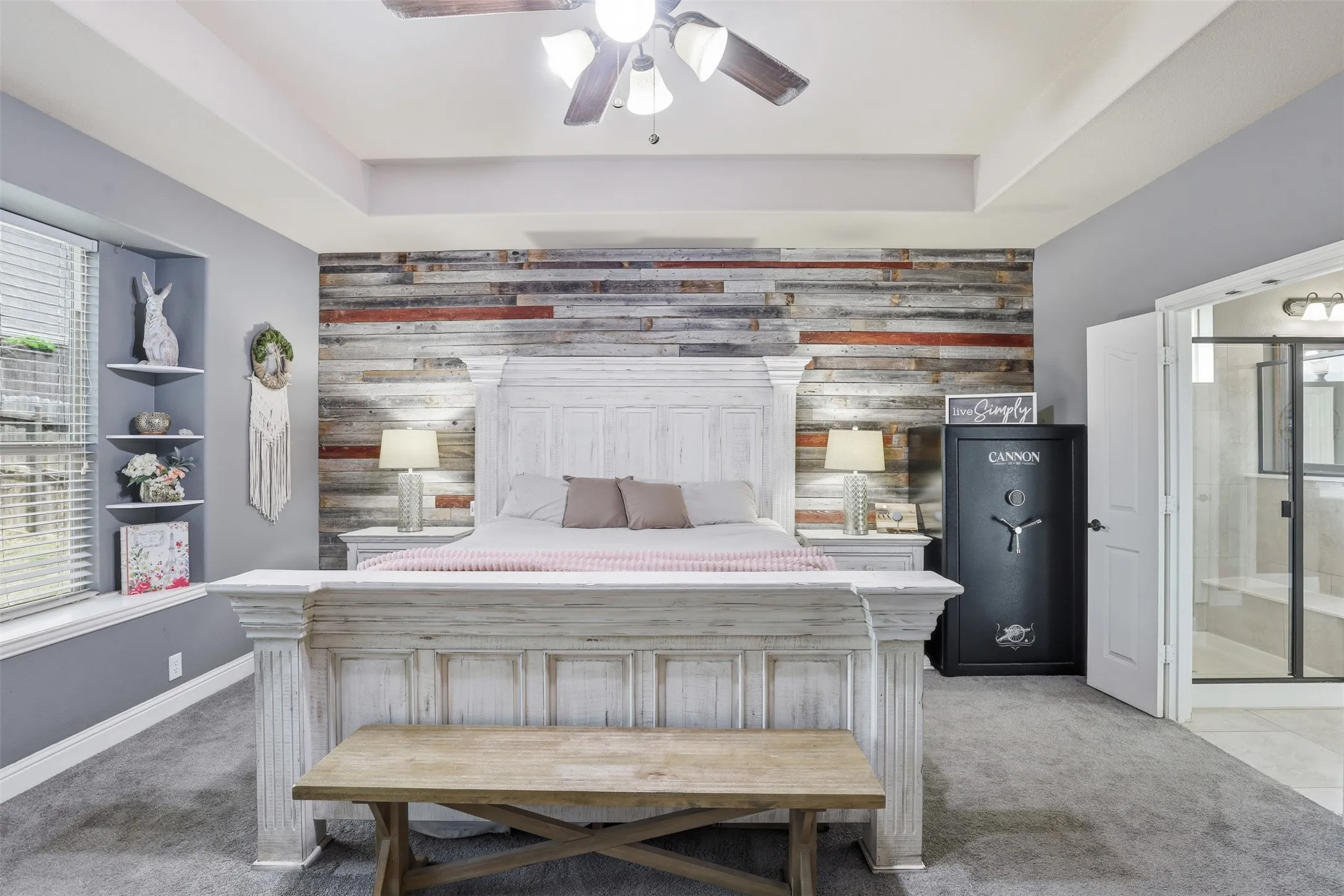 Single Family Residence For Sale in Johnson County , 1004 Tara Drive, Burleson, Texas 76028, 4 Bedroom, 4 Bathroom, 3 Garage spaces, 3,742 Sqft, built in 2012, Preowned, mls#21237739, Real Estate Agent in Burleson, Homes For Sale in Johnson county, Homes For Sale in Burleson, Realtor in Burleson Texas, Real Estate Brokerage Independent Realty Texas, Luminita Cordes Realtor
