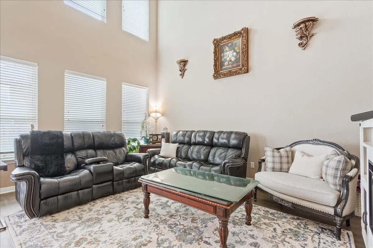 Single Family Residence For Sale in Mc Lennan County , 10205 Mickler Lane, Waco, Texas 76708, 4 Bedroom, 3 Bathroom, 2 Garage spaces, 2,274 Sqft, built in 2016, Preowned, mls#21242759, Real Estate Agent in Waco, Homes For Sale in Mc Lennan county, Homes For Sale in Waco, Realtor in Waco Texas, Real Estate Brokerage Independent Realty Texas, Luminita Cordes Realtor